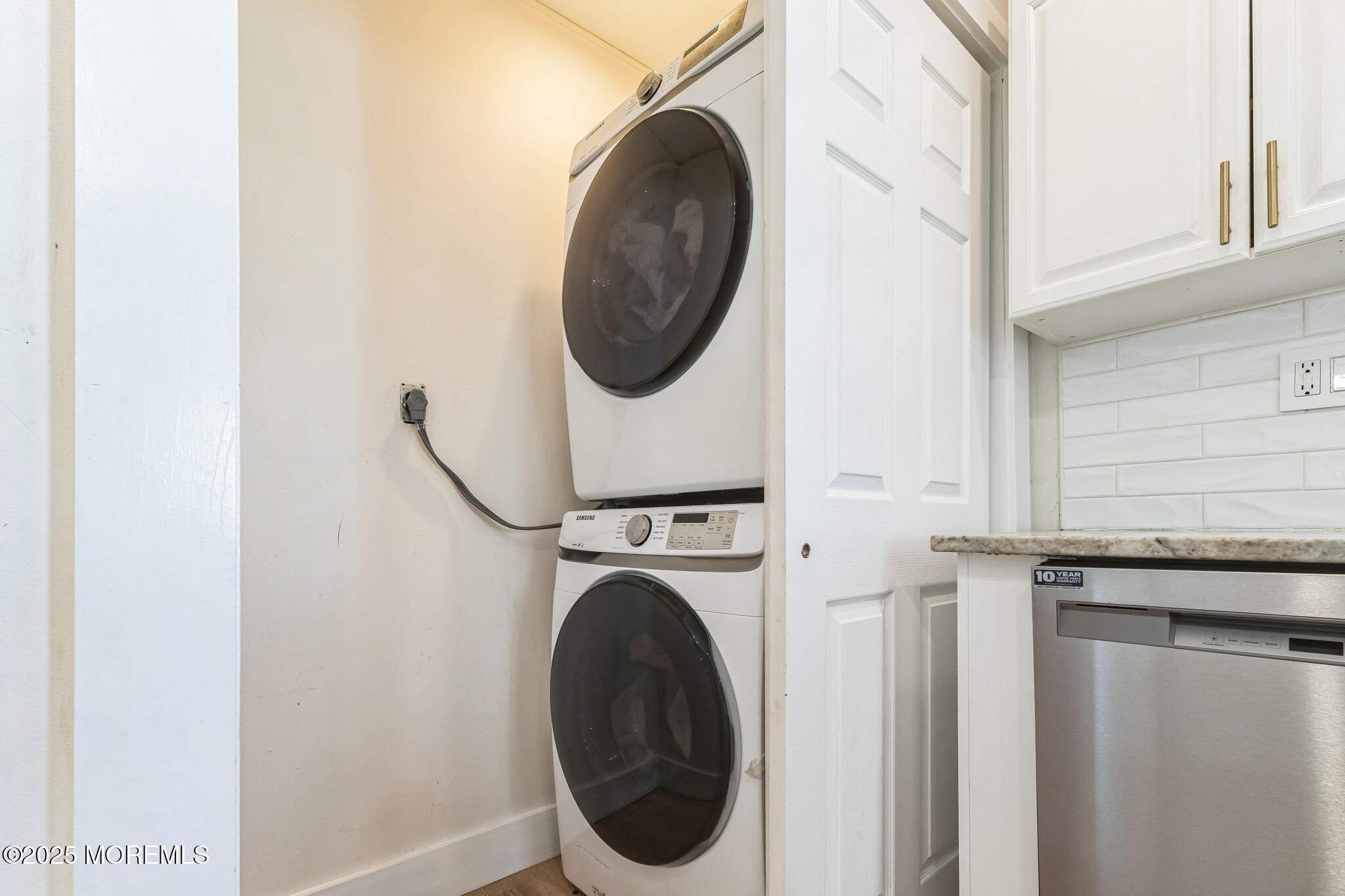 12 Twilight Place, Port Monmouth, New Jersey image 11