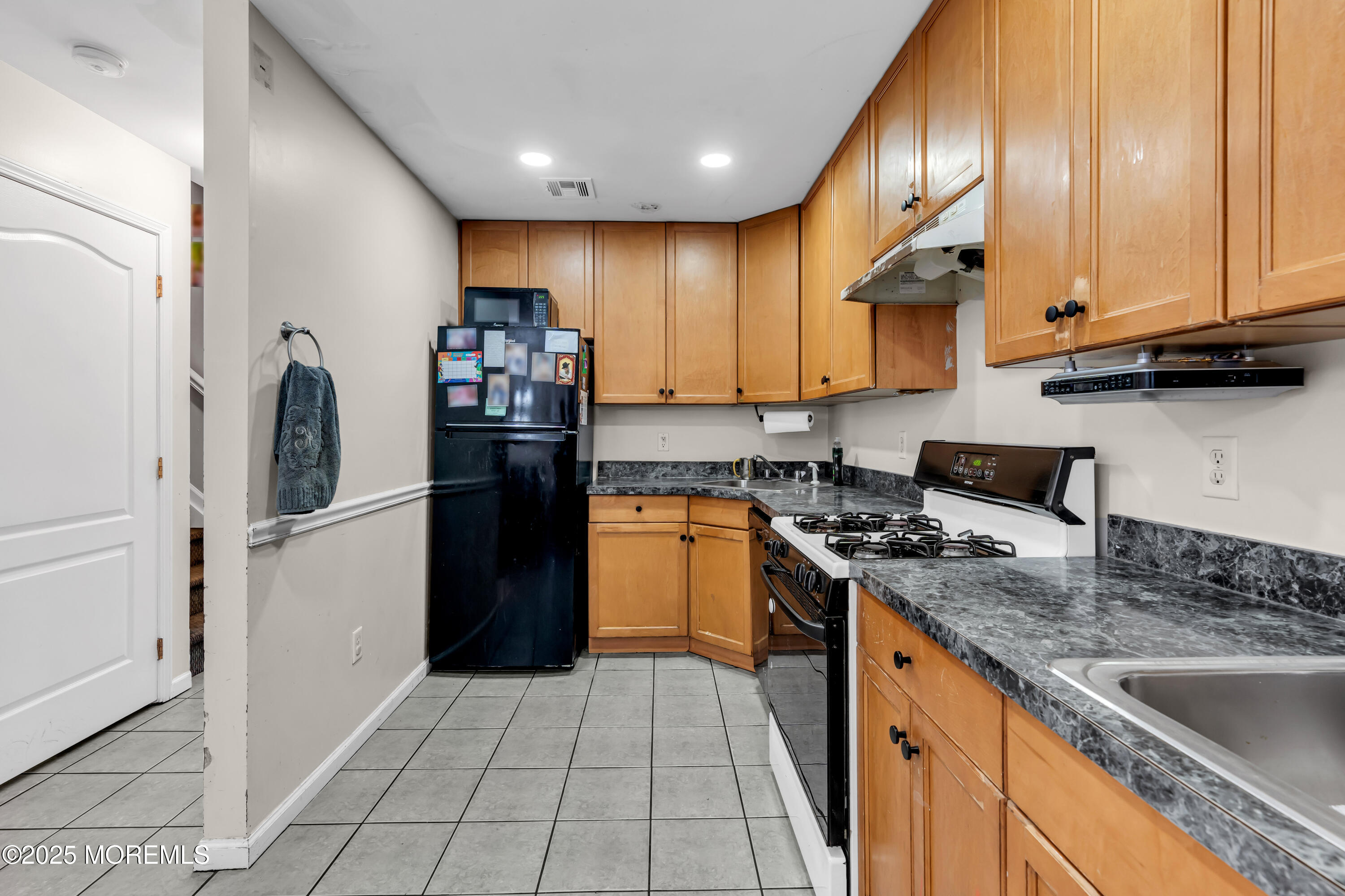 56 Aspen Court, Lakewood, New Jersey image 8