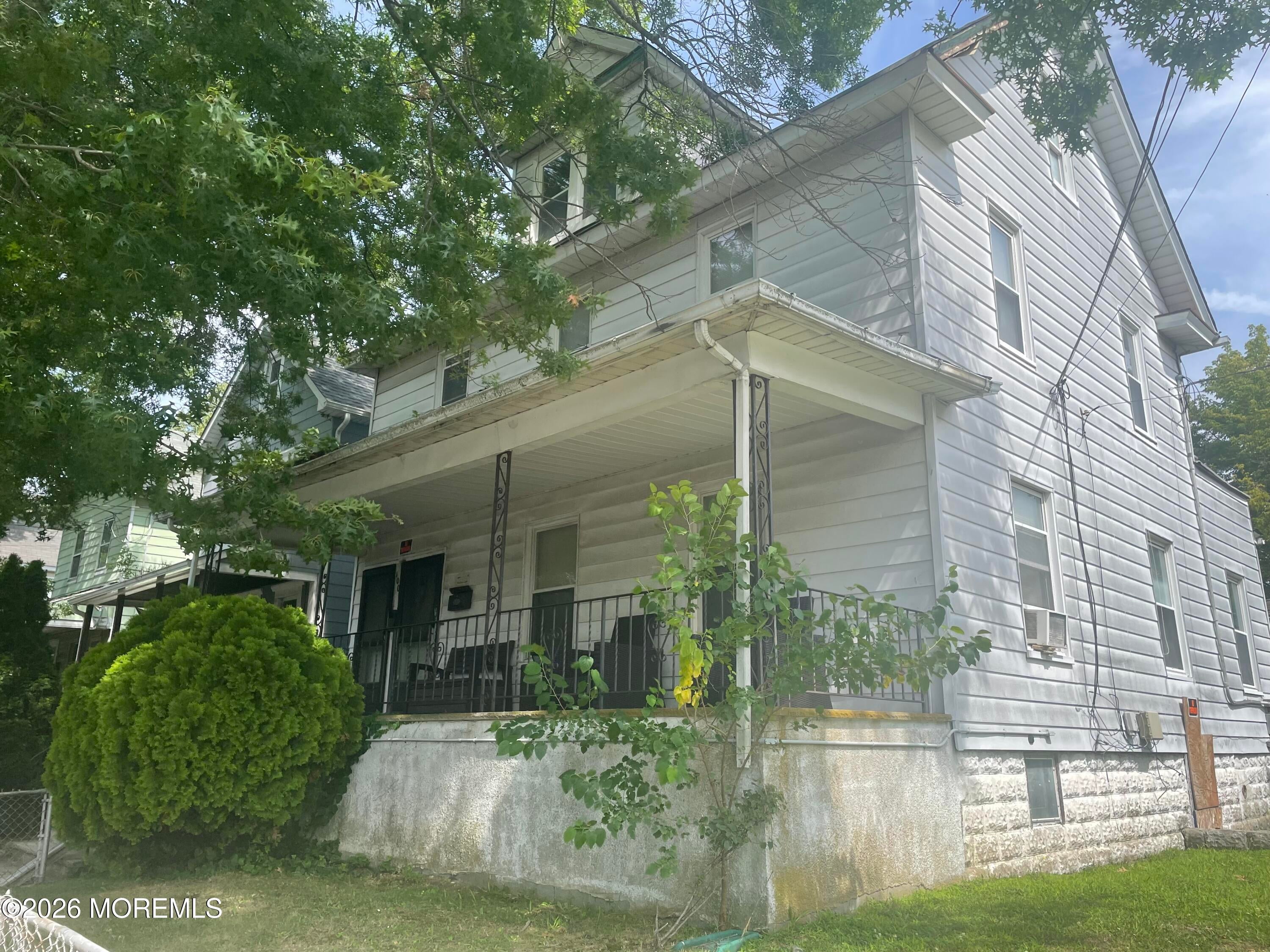 1001 Sewall Avenue