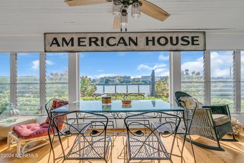 210 Roosevelt Avenue Avon-by-the-sea NJ 07717