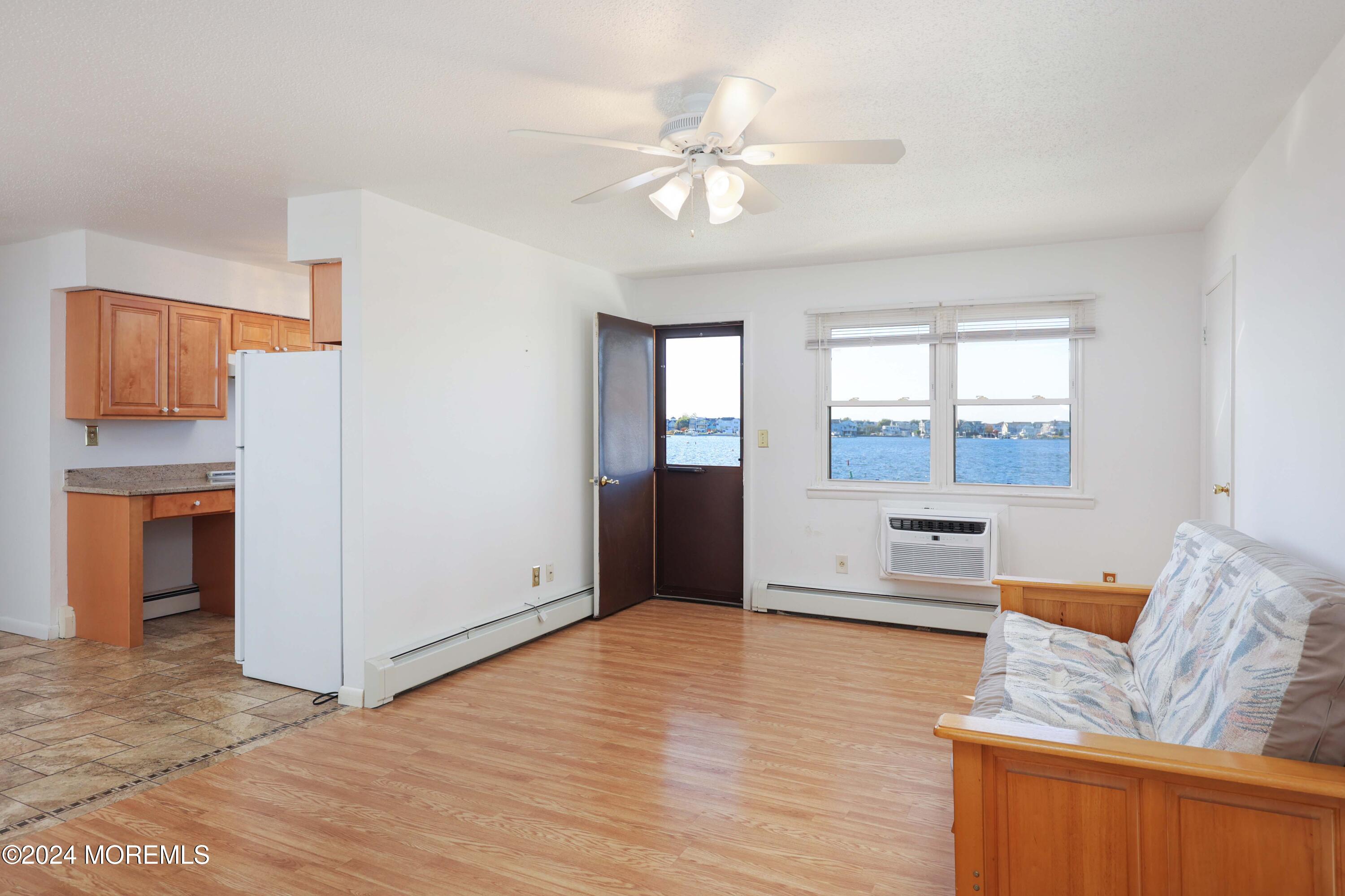 124 Wharfside Drive, Monmouth Beach, New Jersey image 4