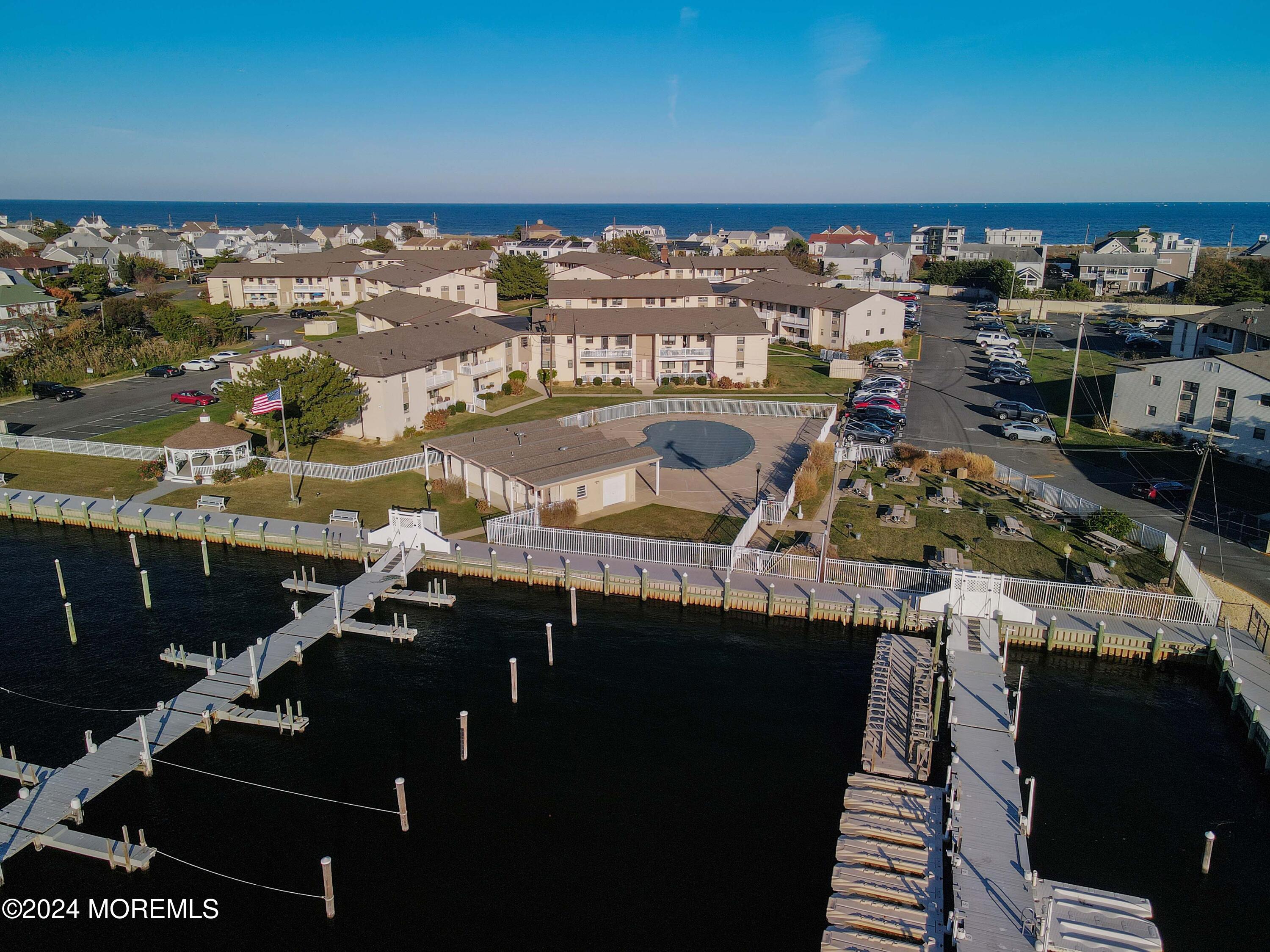 124 Wharfside Drive, Monmouth Beach, New Jersey image 21