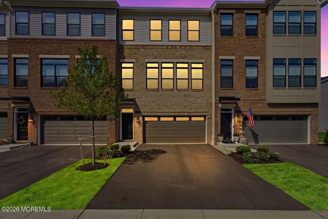 68 Augustus Drive 87