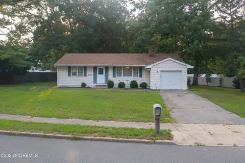 MLS: 22625373