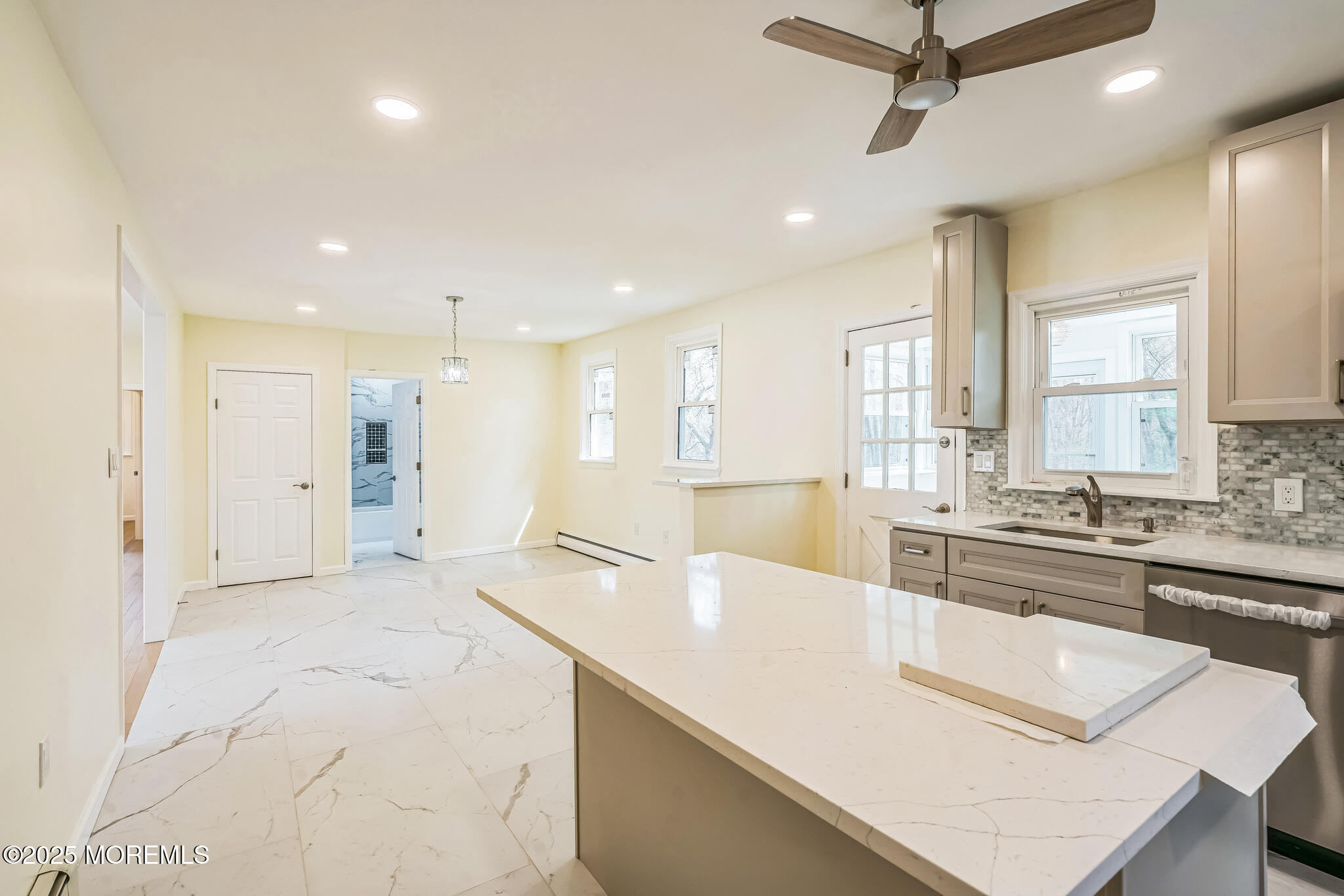 6 Laurel Lane, Englishtown, New Jersey image 4