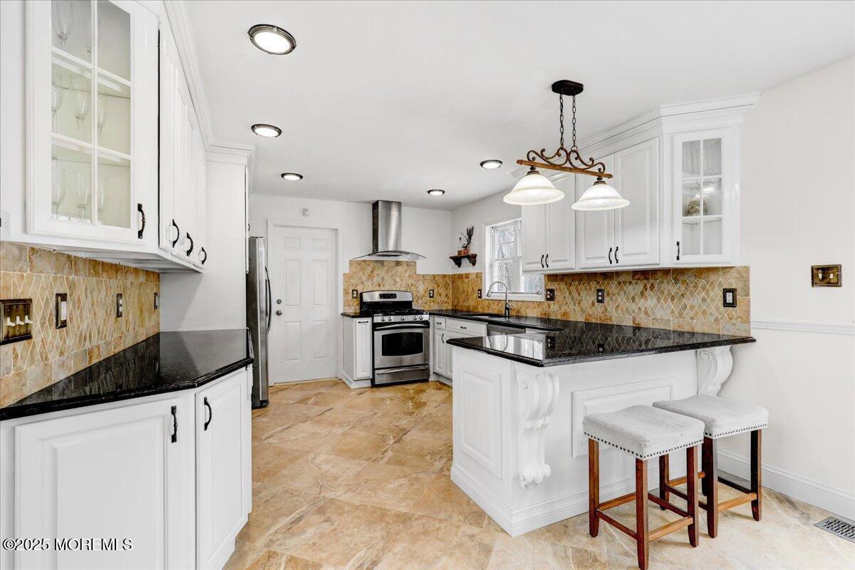 72 Reids Hill Road, Morganville, New Jersey image 21