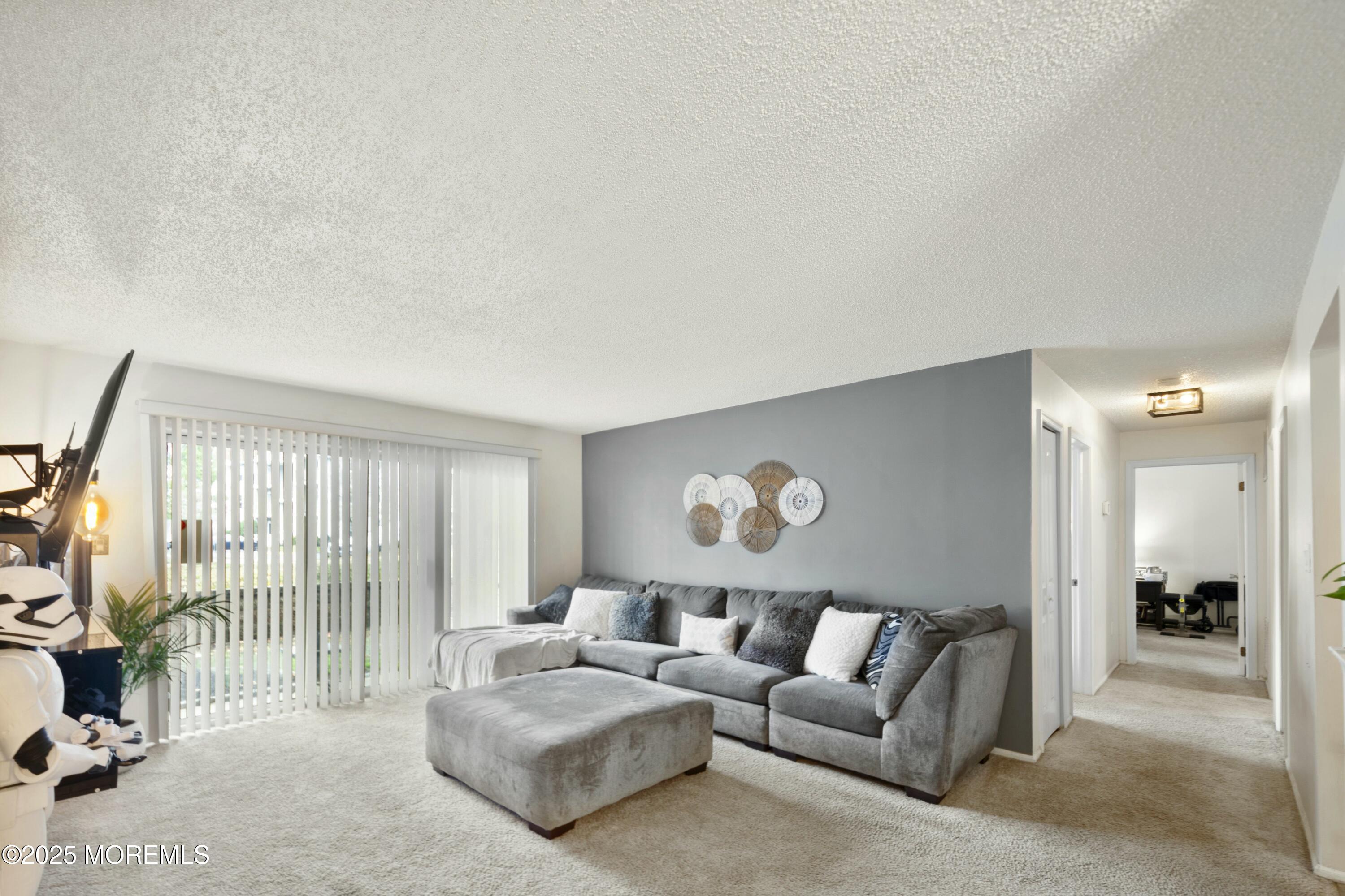 65 Mulberry Court, Hamilton, New Jersey image 4