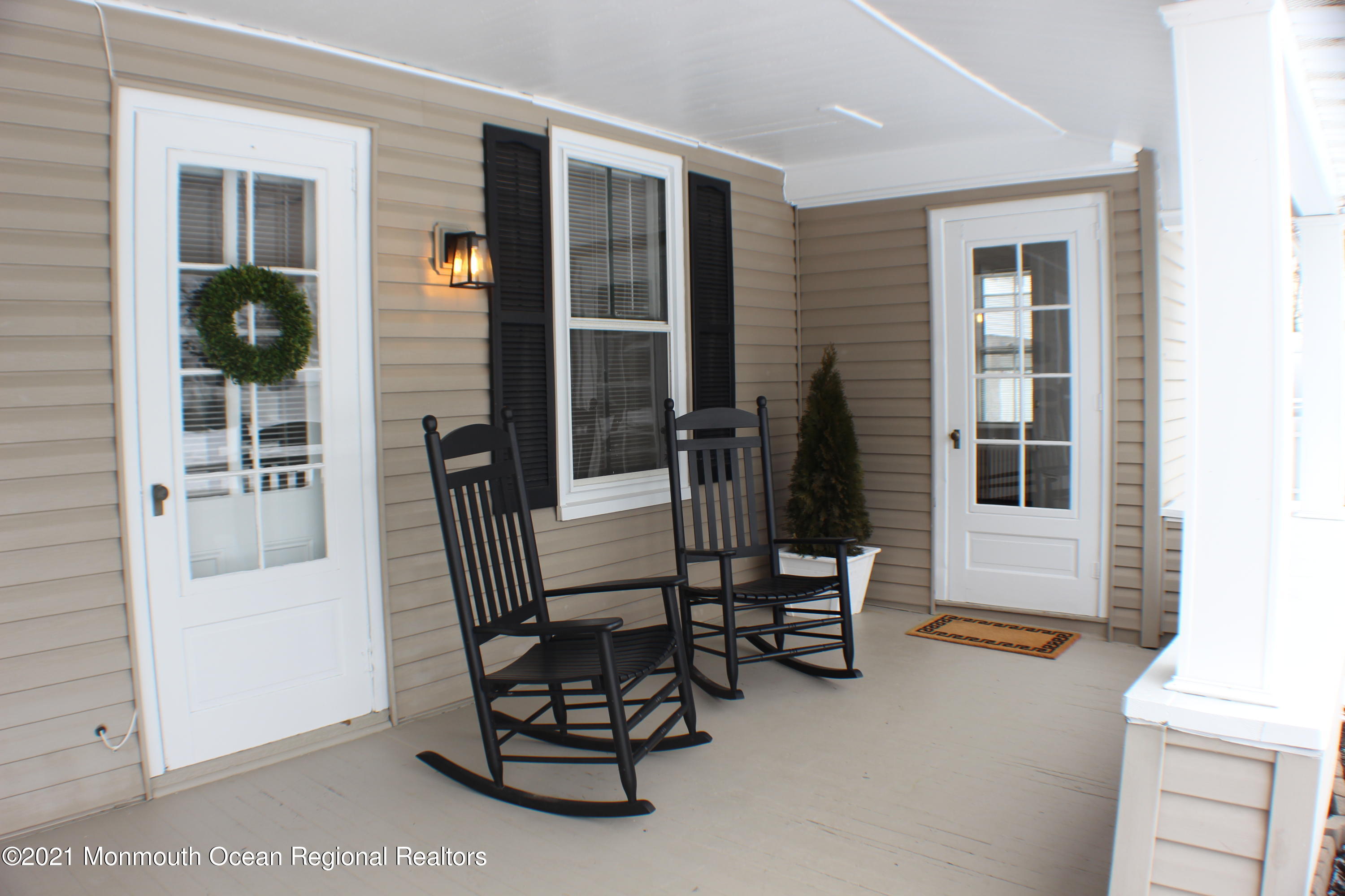 71 White Street B - SUMMER