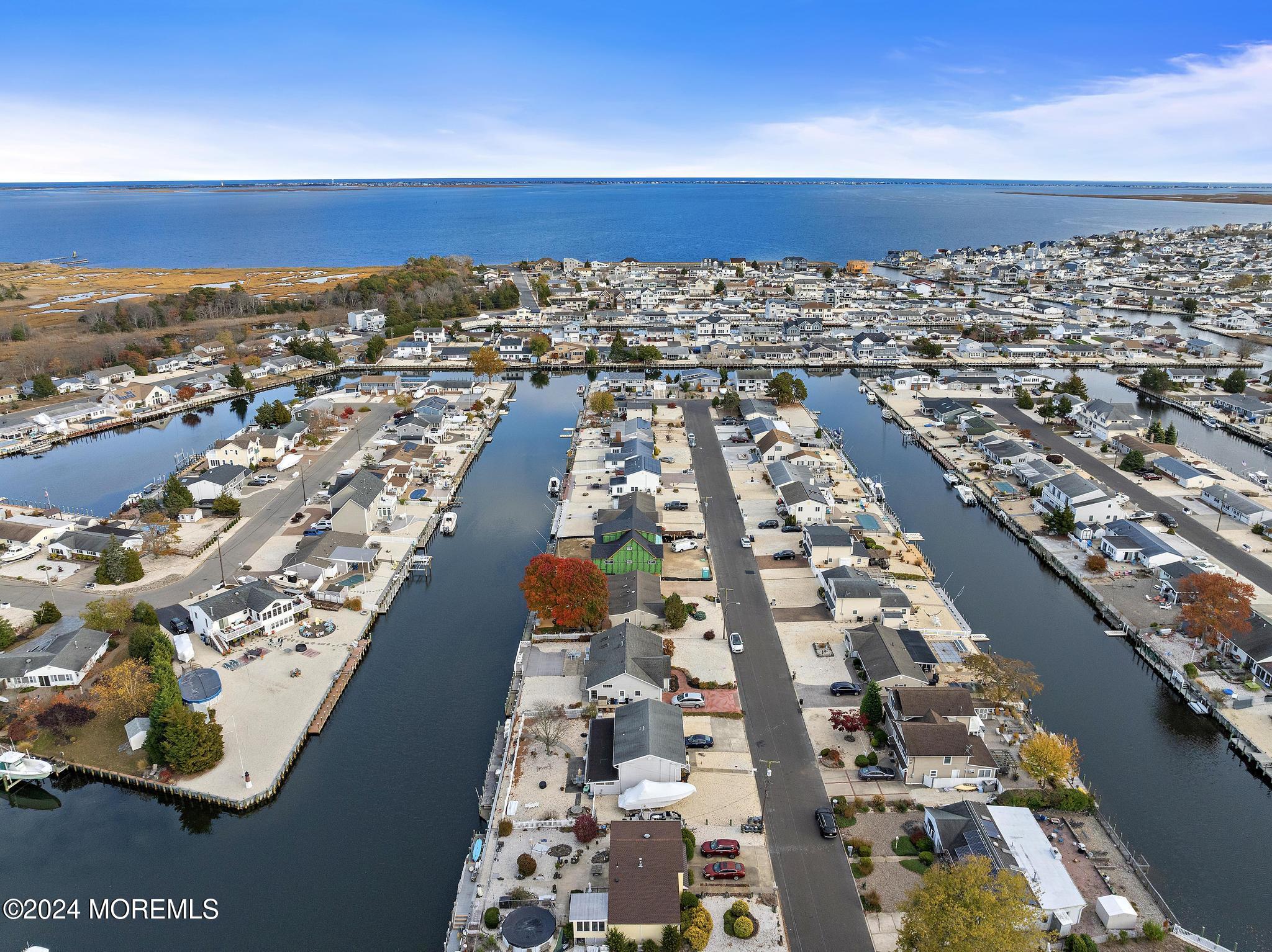 209 Seneca Boulevard, Barnegat, New Jersey image 10