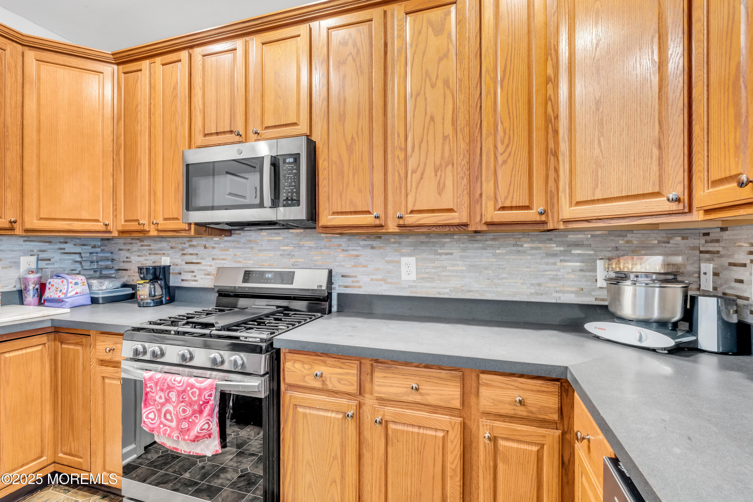 8 Tottenham Court, Jersey City, New Jersey image 16