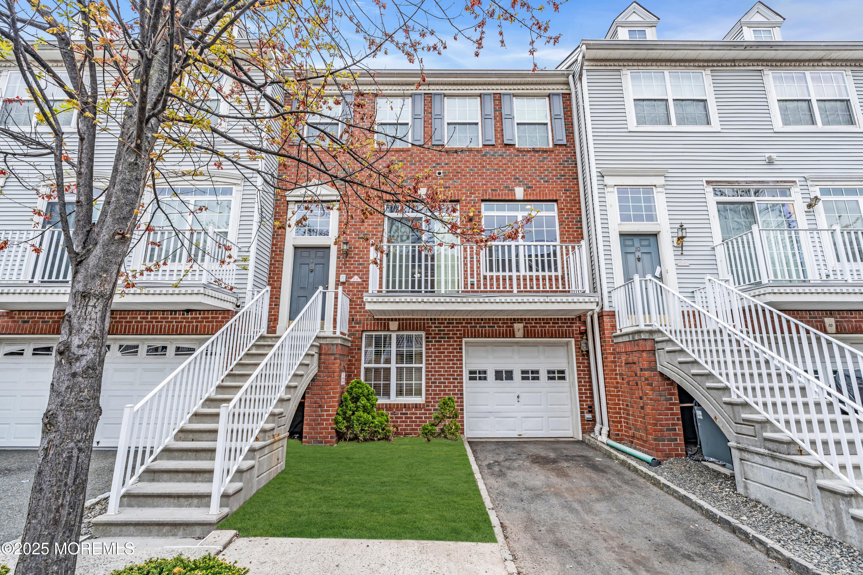 8 Tottenham Court, Jersey City, New Jersey image 1