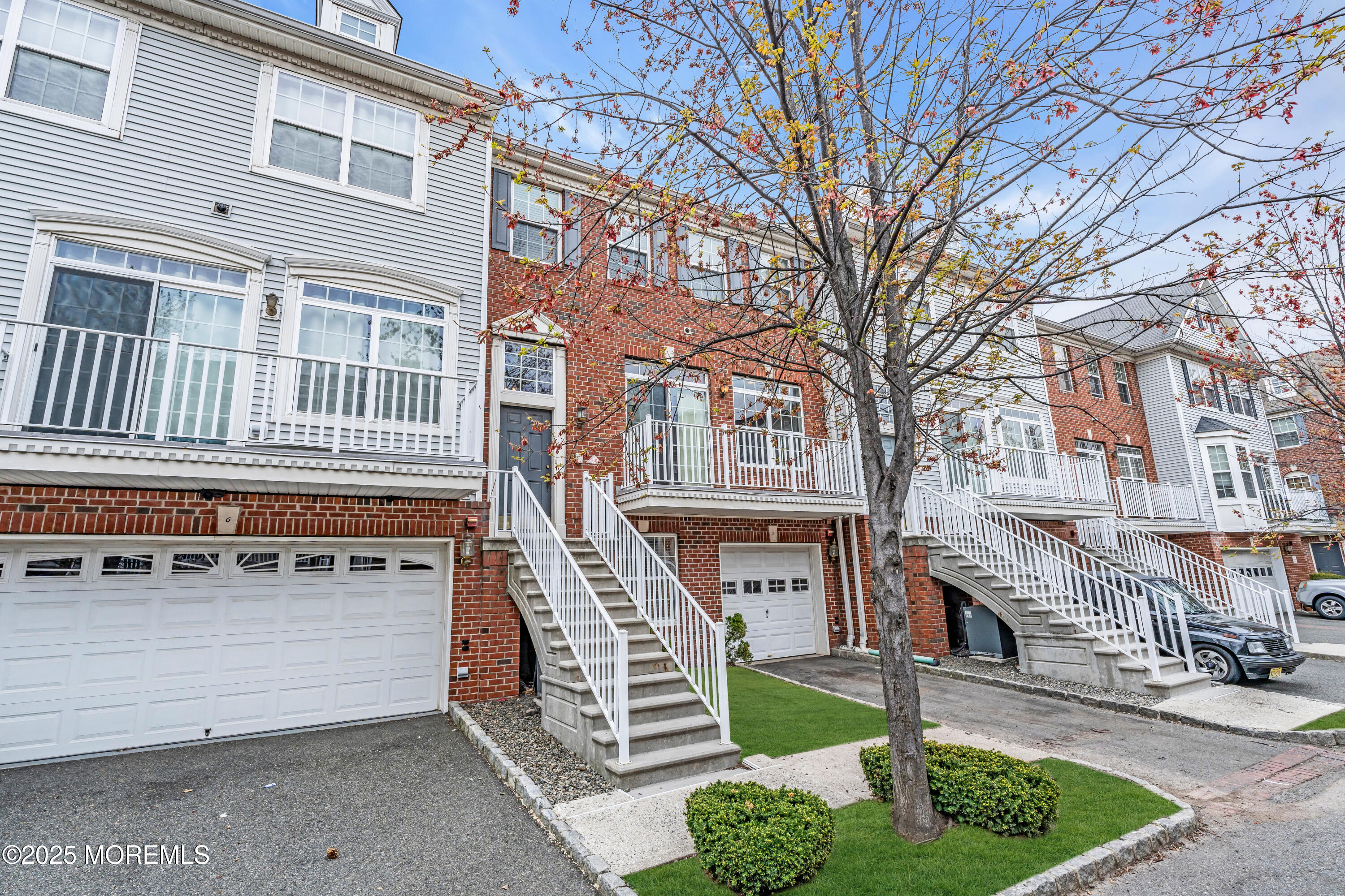 8 Tottenham Court, Jersey City, New Jersey image 2