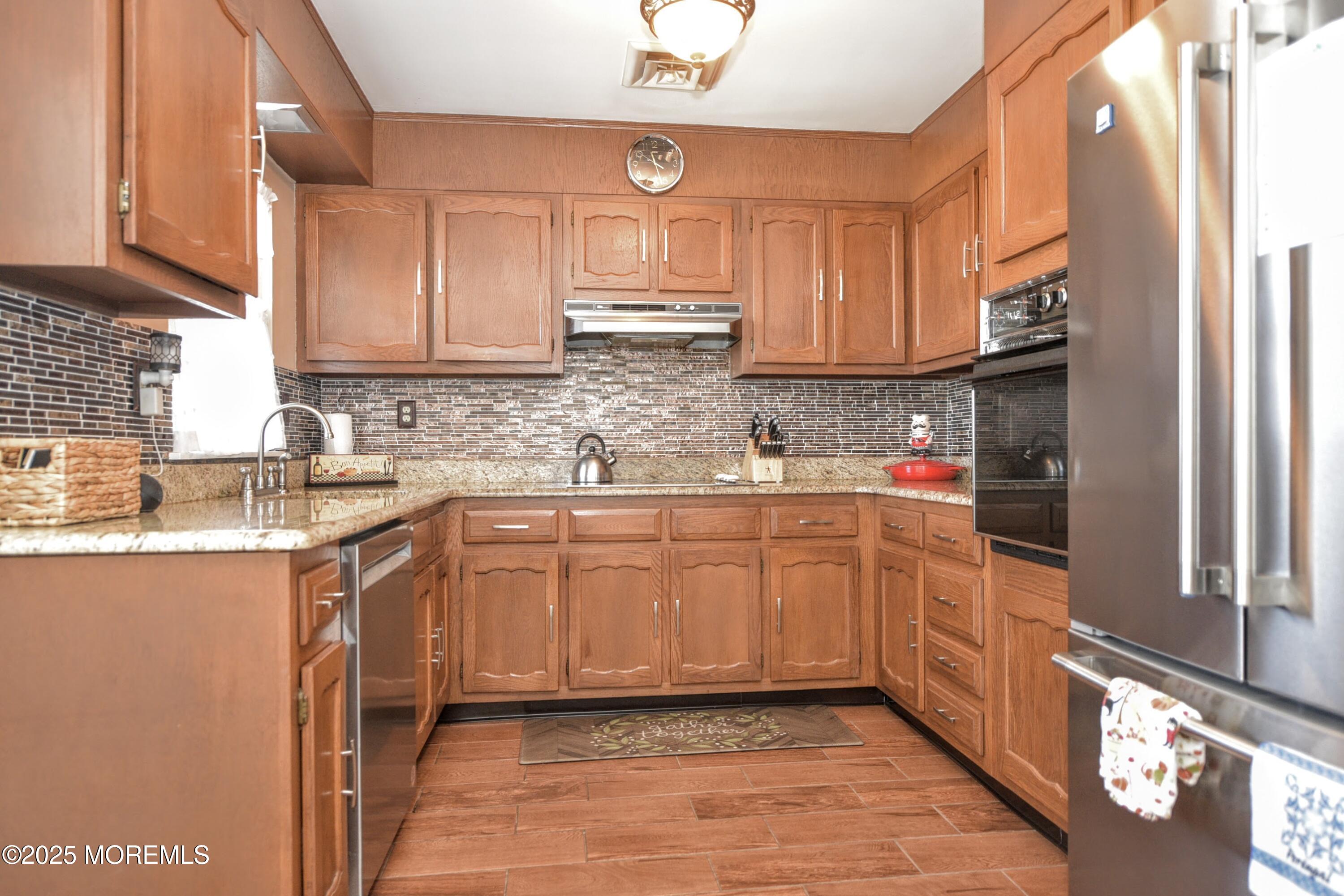1125D Argyll Circle, Lakewood, New Jersey image 3