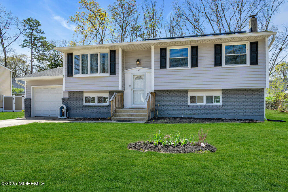 210 Montana Trail, Browns Mills, New Jersey image 3