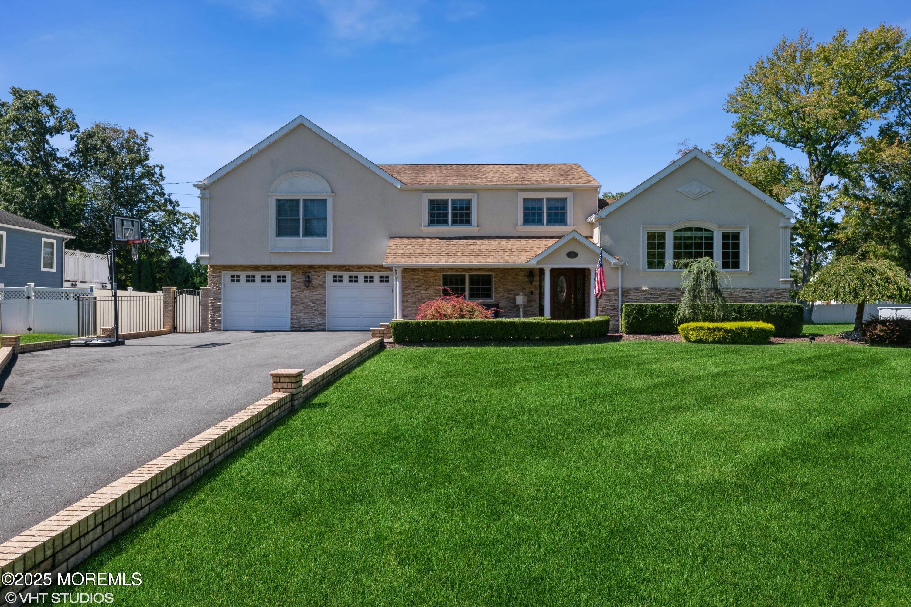 35 Winthrop Drive, Manalapan, New Jersey image 1