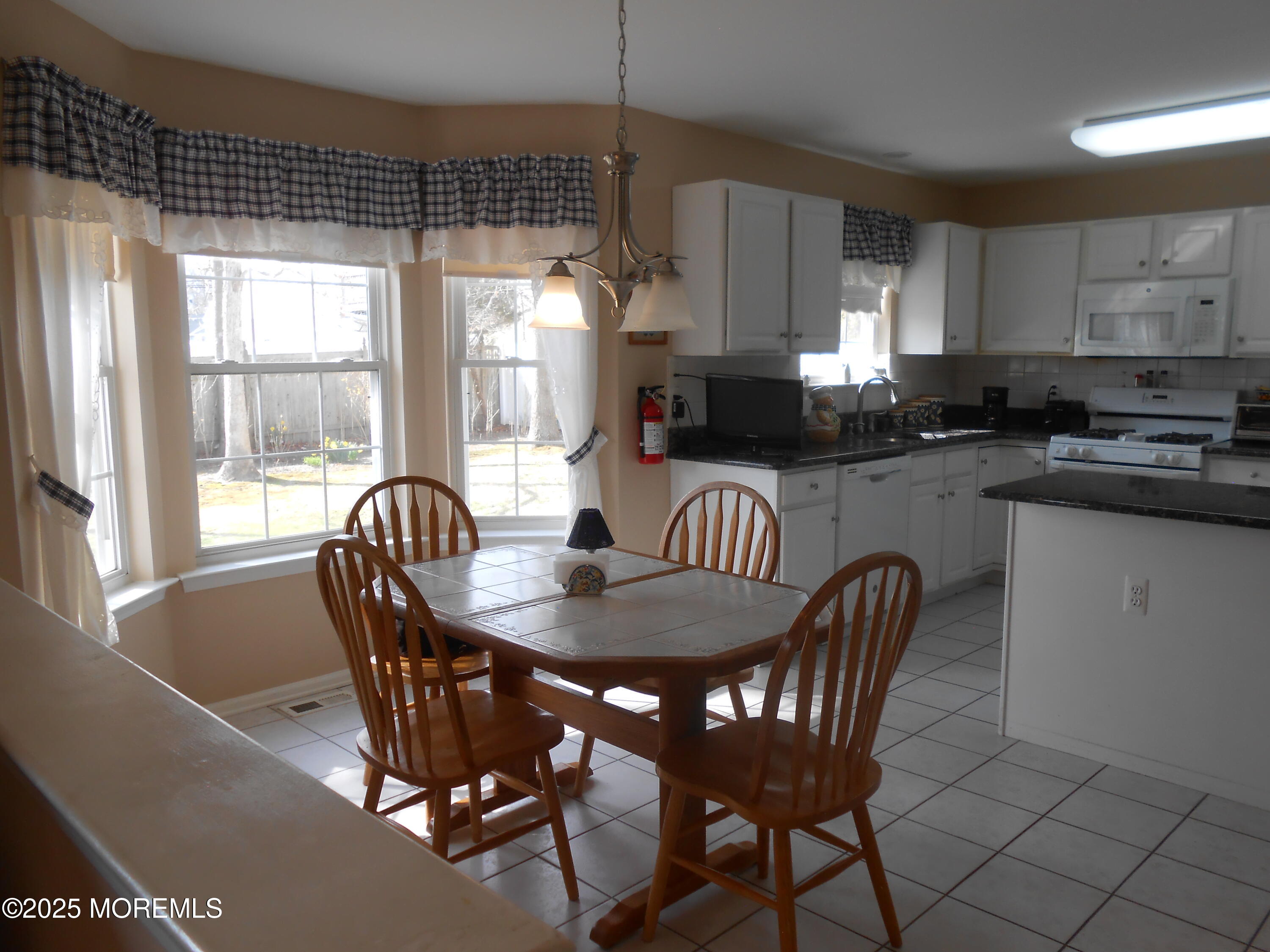 492 Coral Lane, Manahawkin, New Jersey image 8