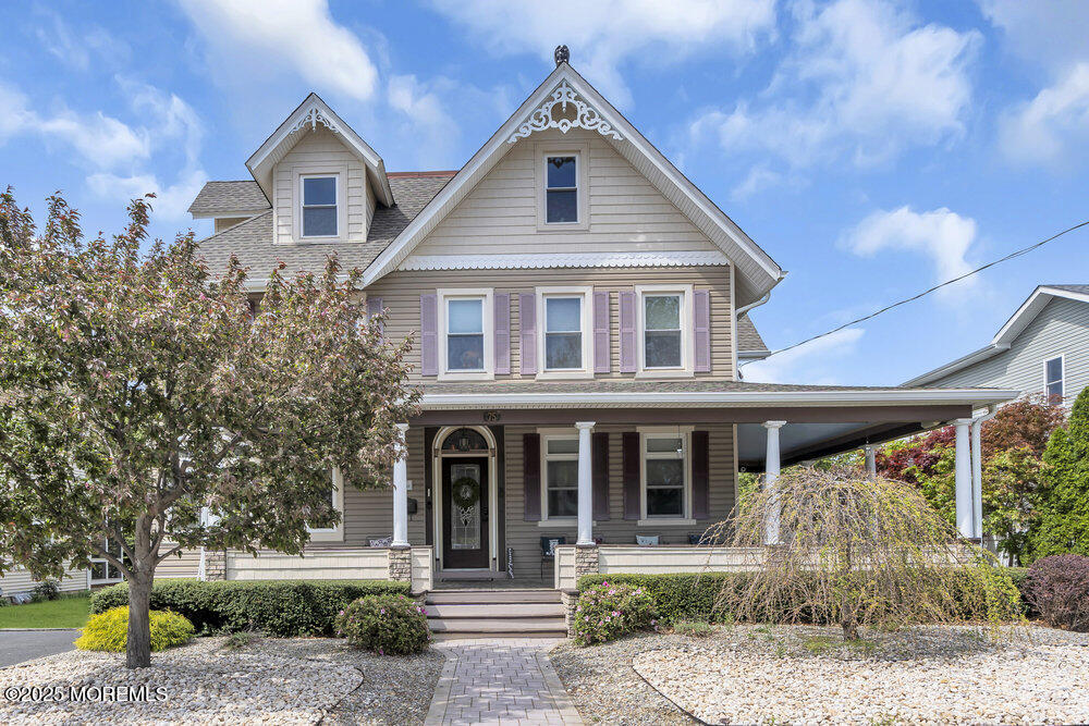75 Elizabeth Street, Keyport, New Jersey image 1