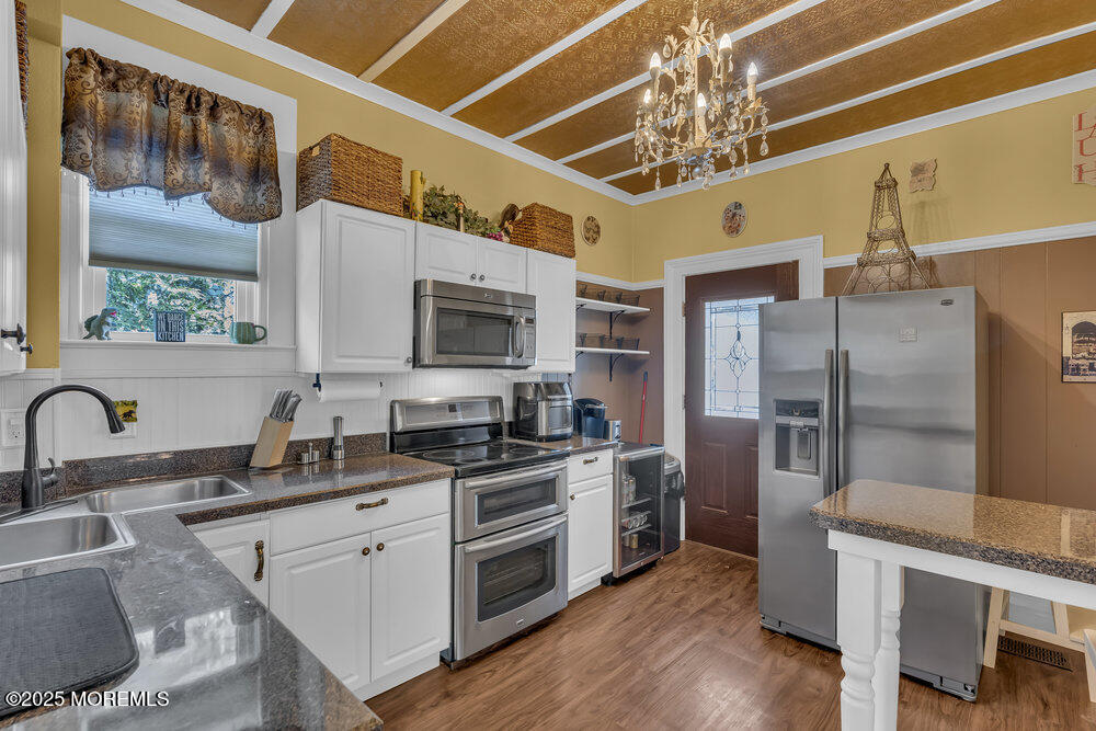 75 Elizabeth Street, Keyport, New Jersey image 17