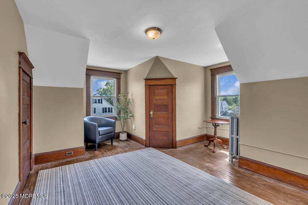 75 Elizabeth Street, Keyport, New Jersey image 33