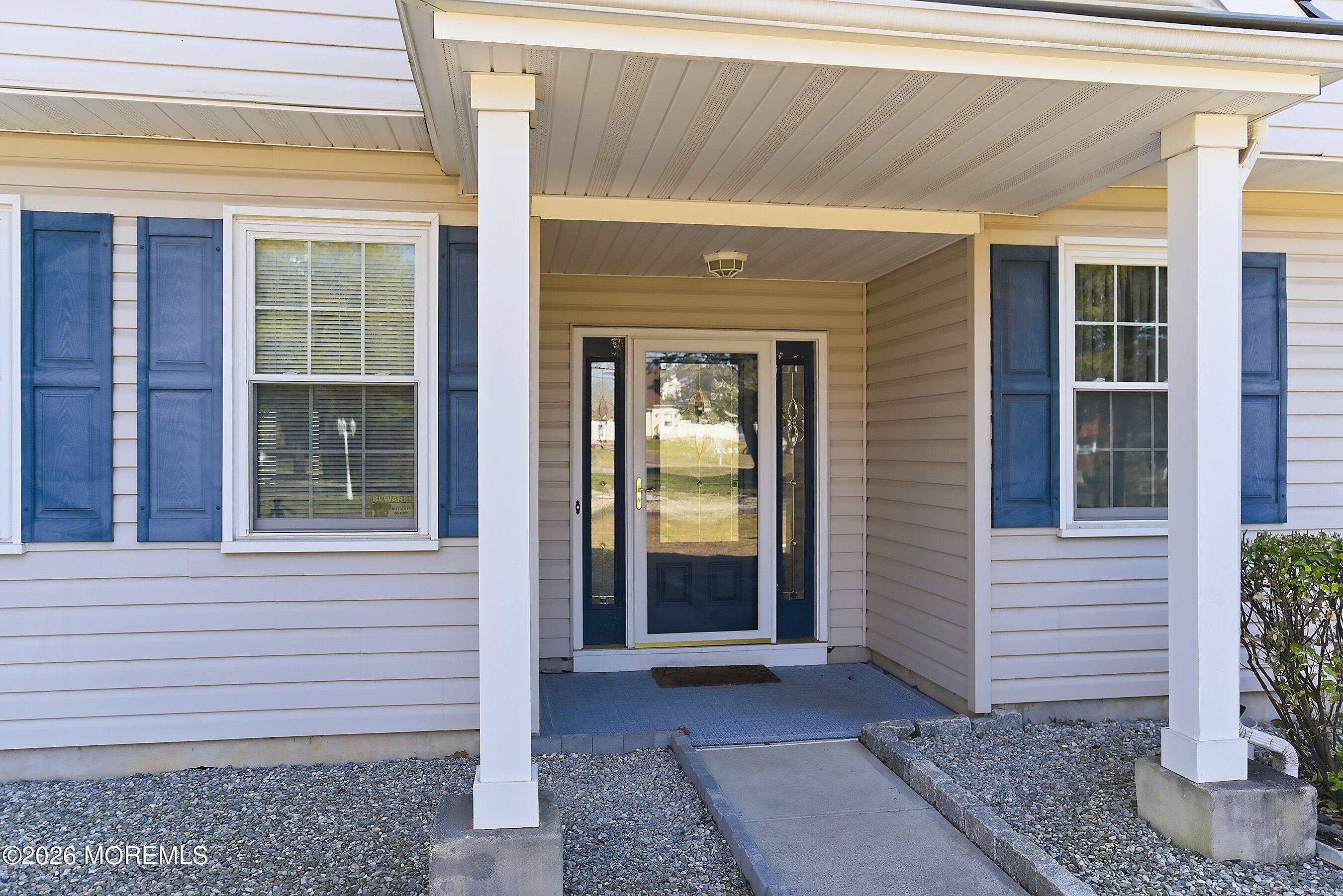 1060 E Veterans Highway