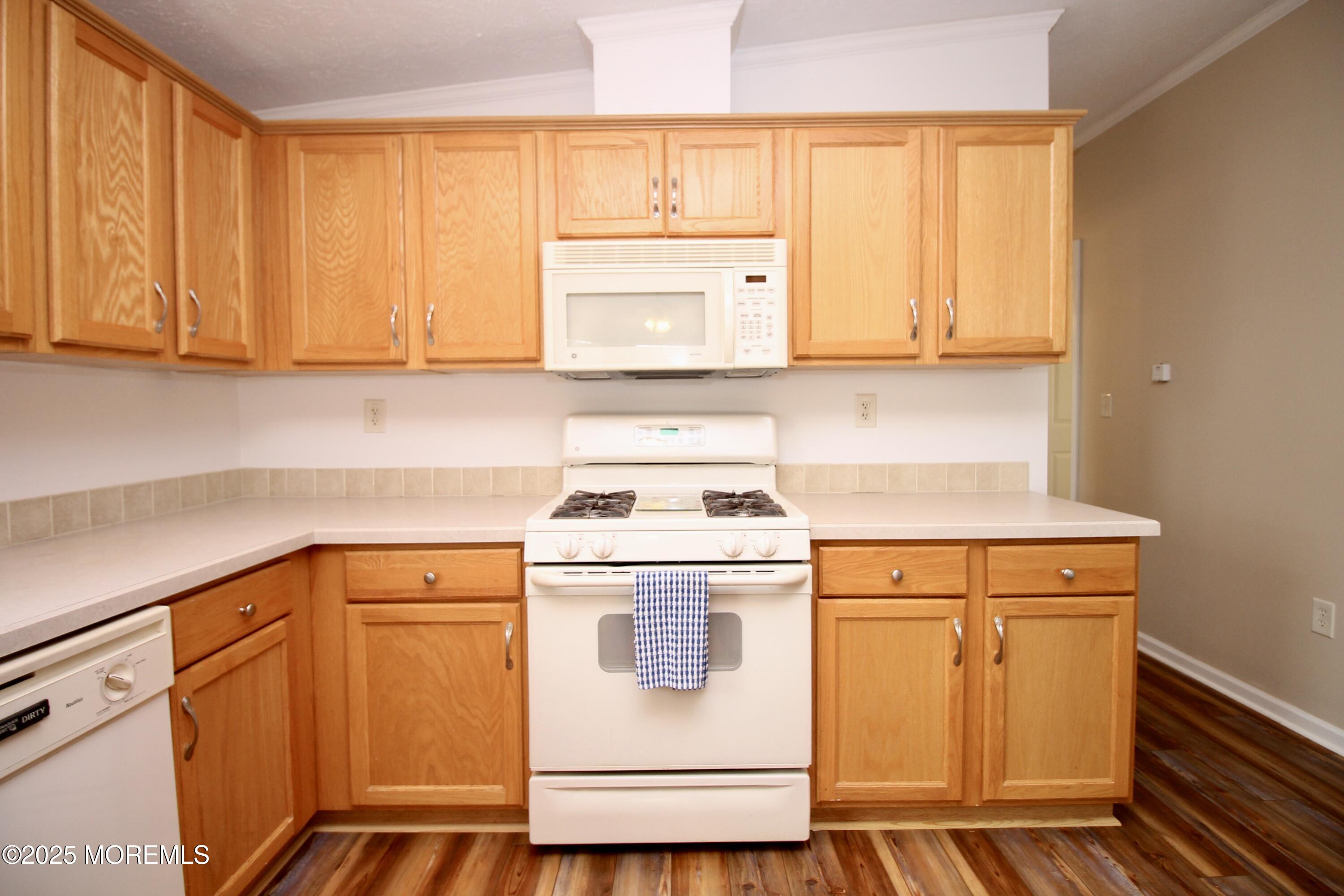118 Woody Road, Freehold, New Jersey image 17