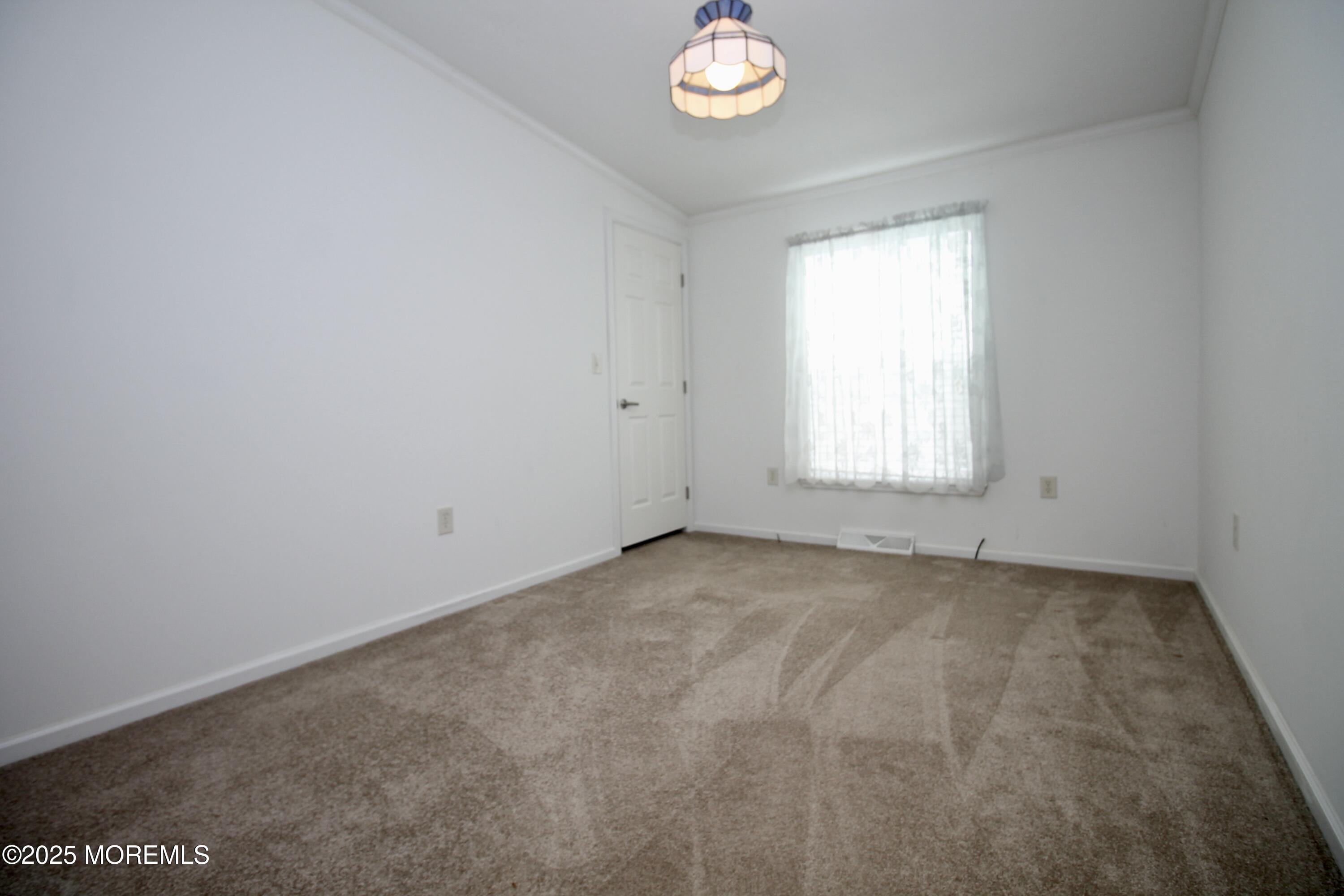 118 Woody Road, Freehold, New Jersey image 23