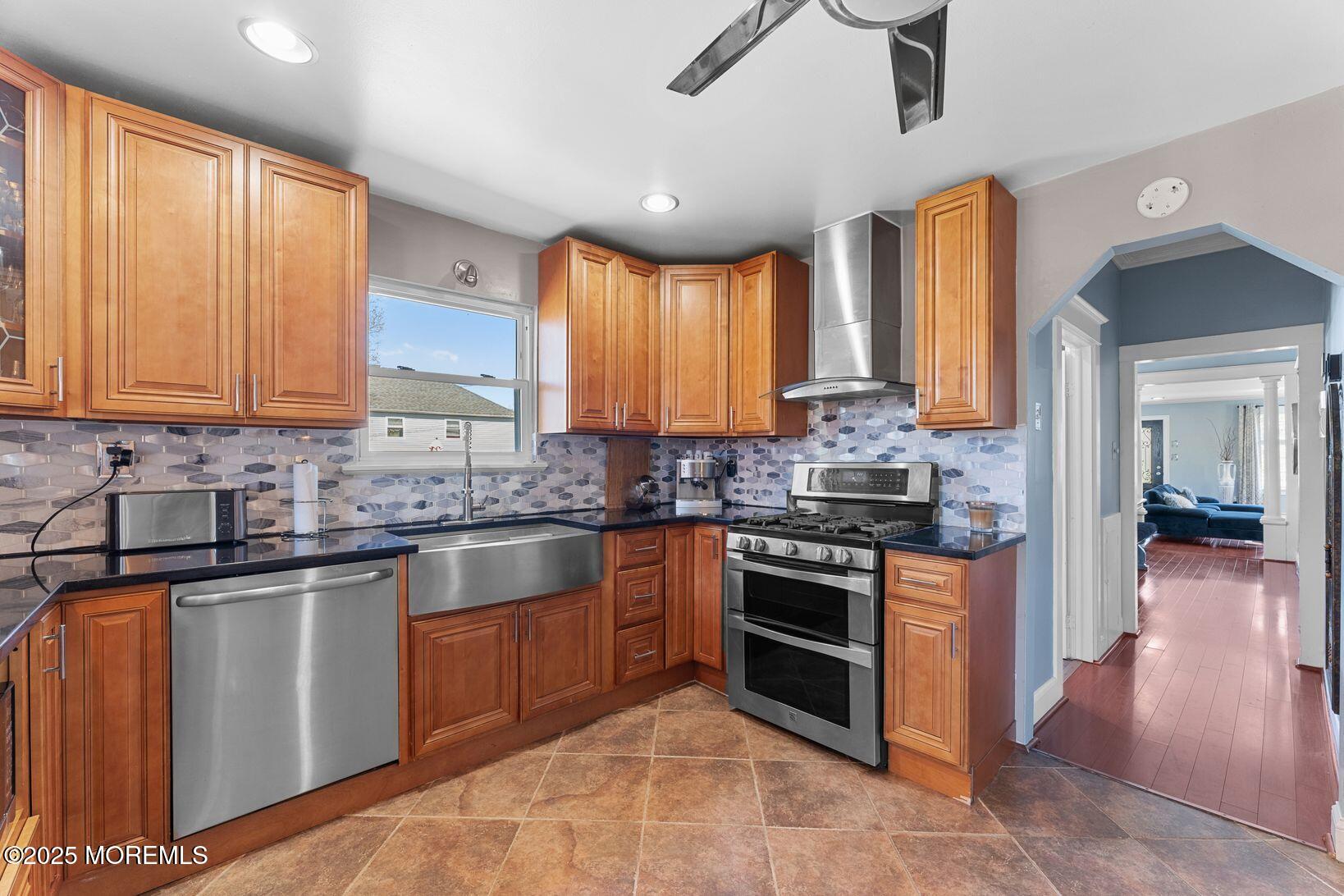 71 Pineview Avenue, Keansburg, New Jersey image 19