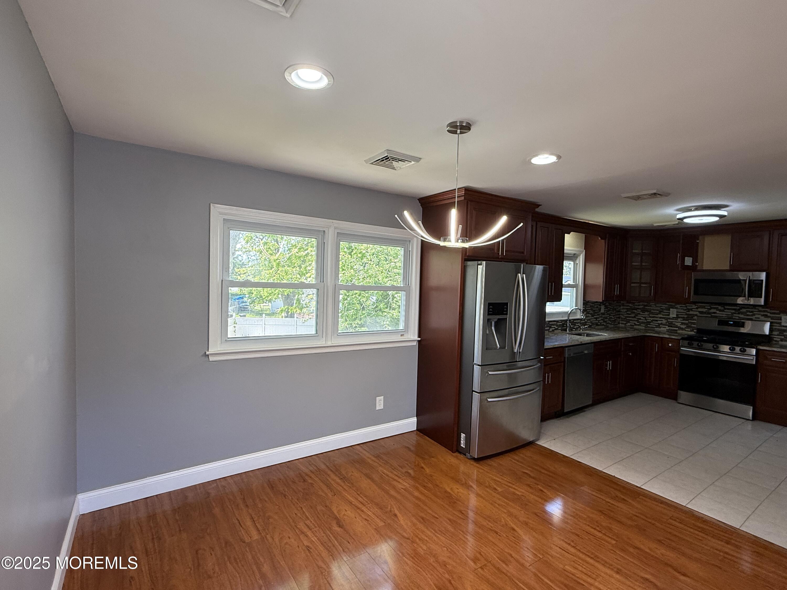 920 Bow Road, Toms River, New Jersey image 8