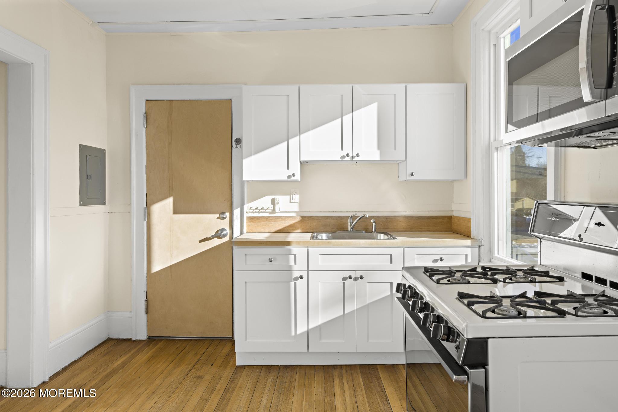 98 1st Avenue Unit #2