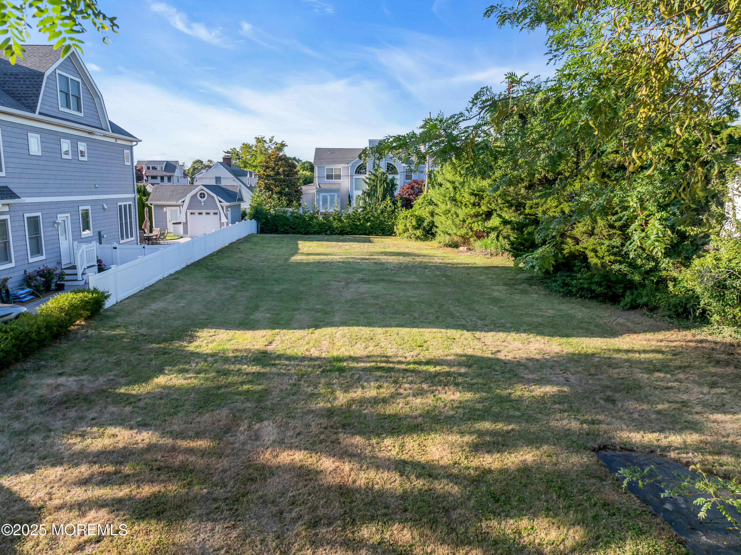 305 Stockton Boulevard, Sea Girt, New Jersey image 4