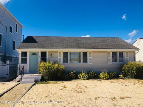 Homes For Rent - 179 4th Avenue<br/> Manasquan, NJ 08736