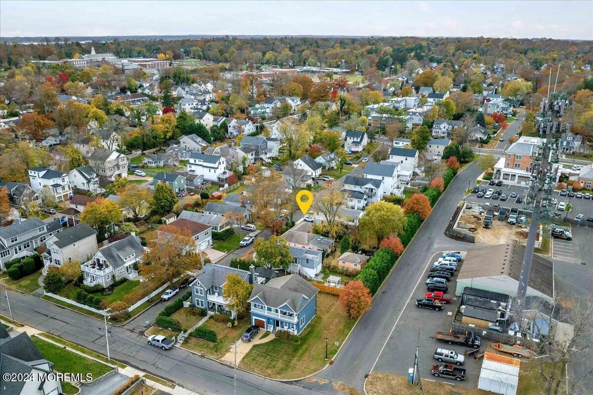 Rumson, New Jersey 07760, United States, 3 Bedrooms Bedrooms, ,1 BathroomBathrooms,Residential,Active,32486