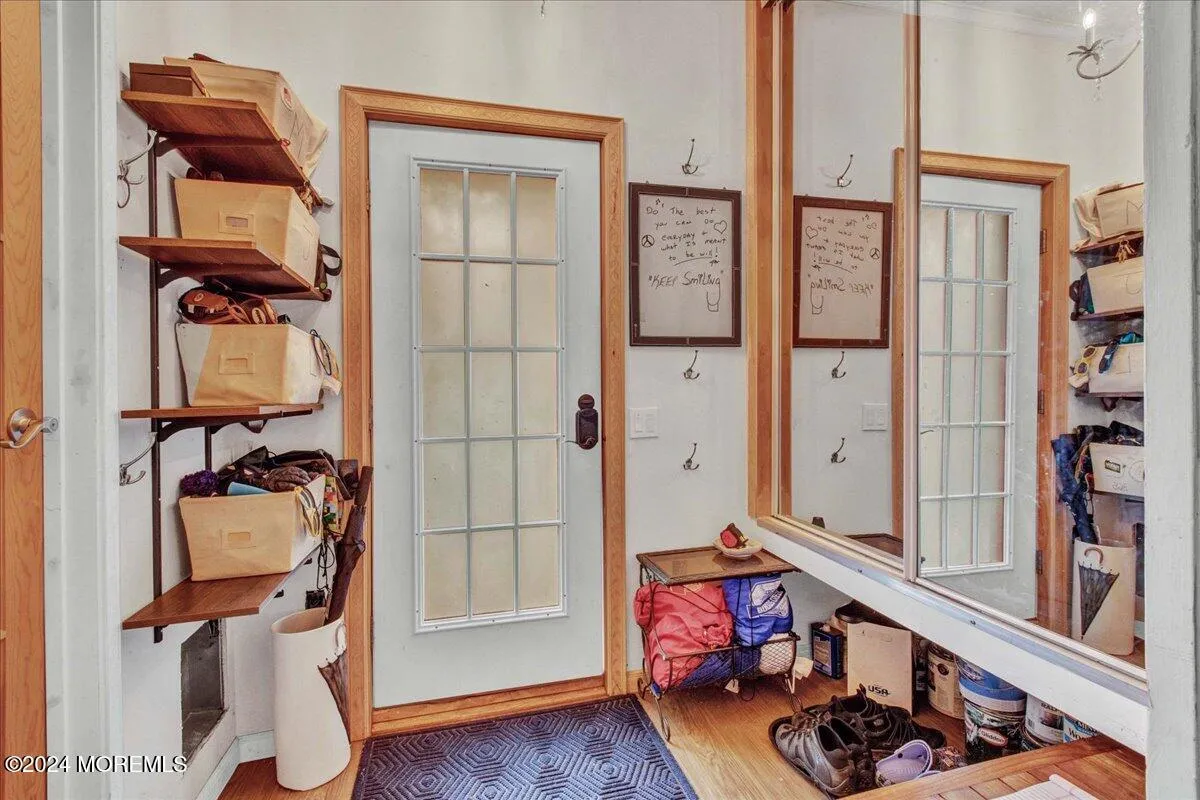 Rumson, New Jersey 07760, United States, 3 Bedrooms Bedrooms, ,1 BathroomBathrooms,Residential,Active,32486