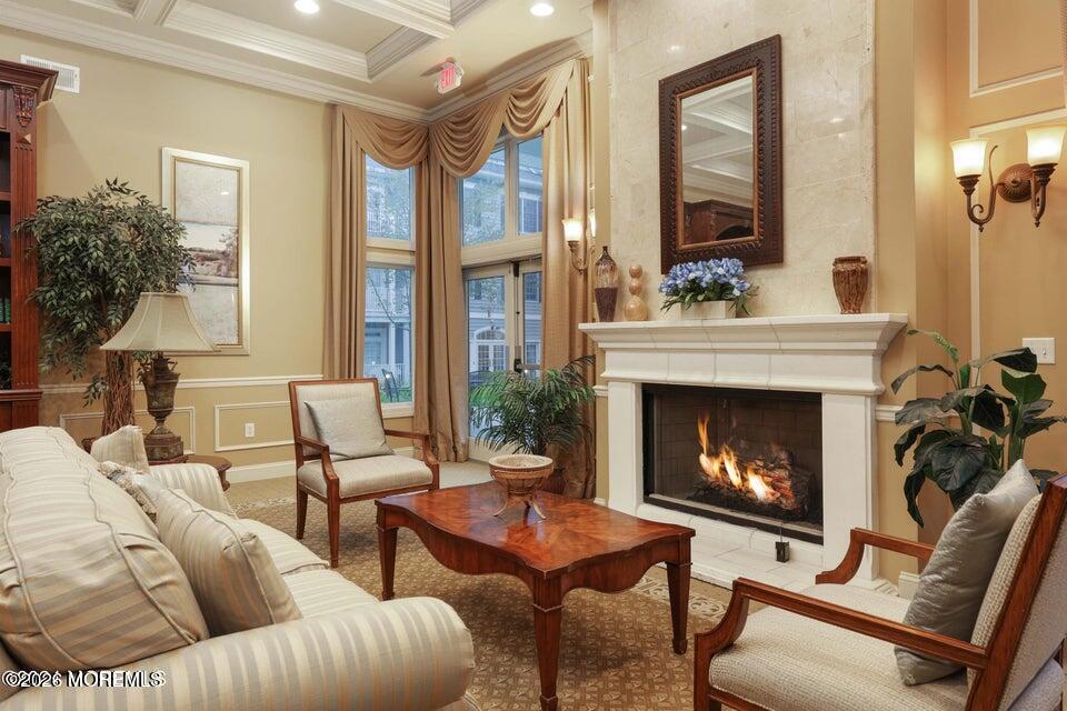 7 Centre Street 2101