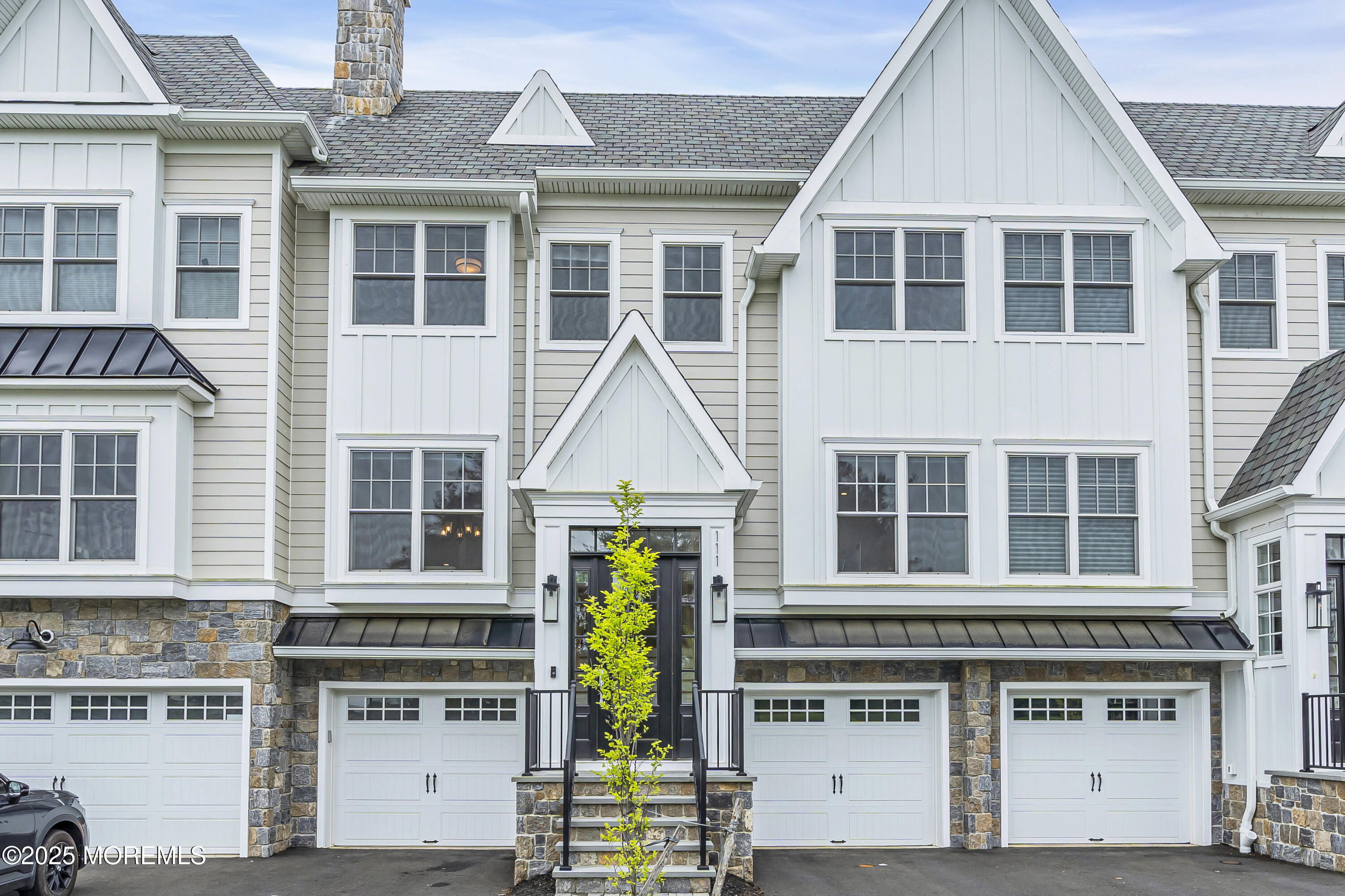 111 Eagle Way, Eatontown, New Jersey image 2