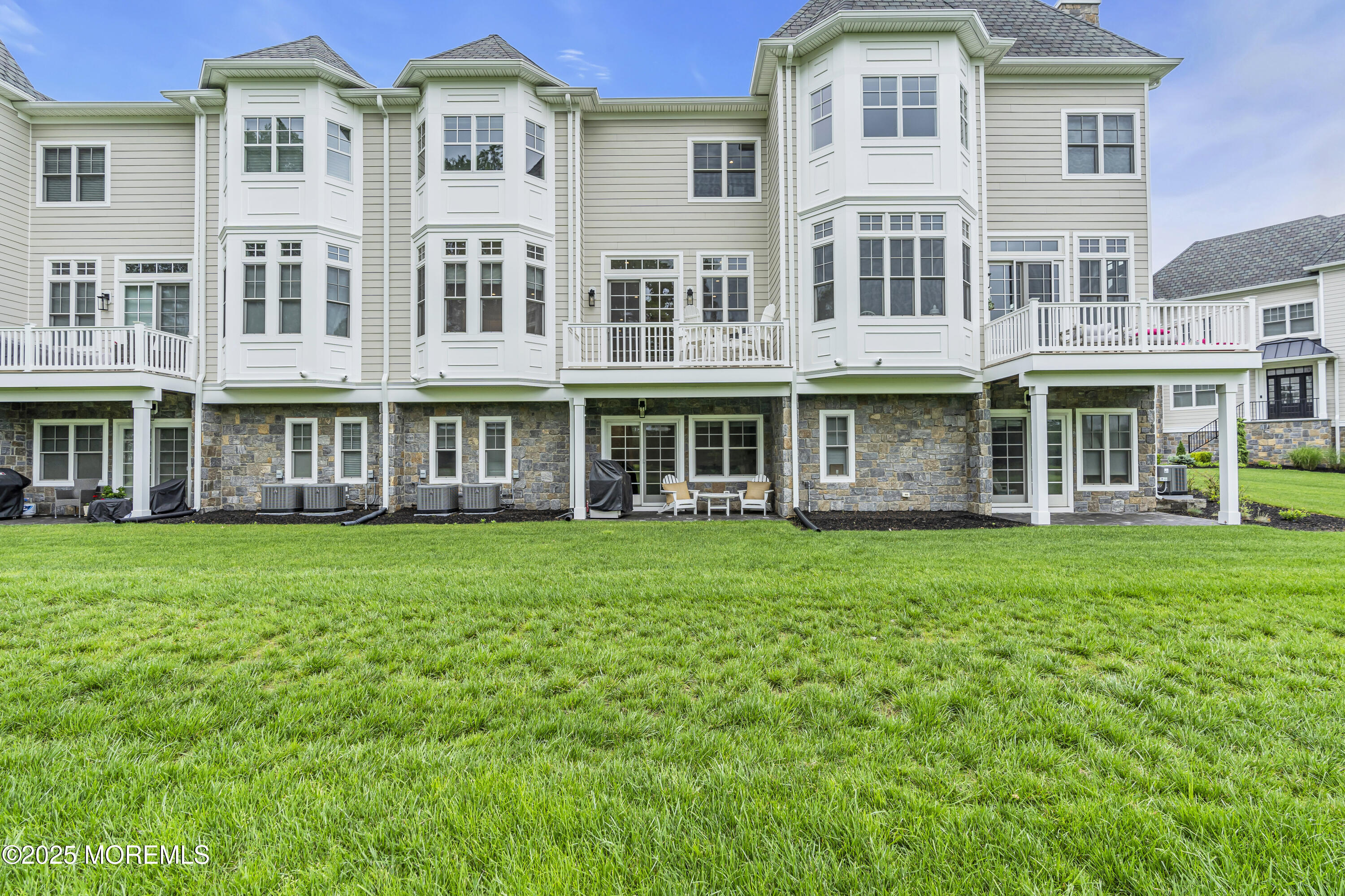 111 Eagle Way, Eatontown, New Jersey image 47