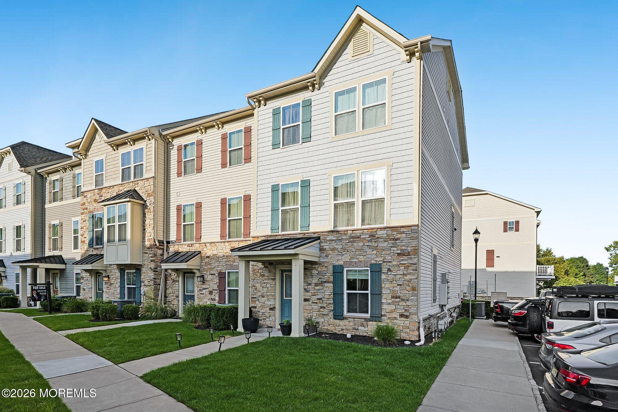 708 Bayside Court 708