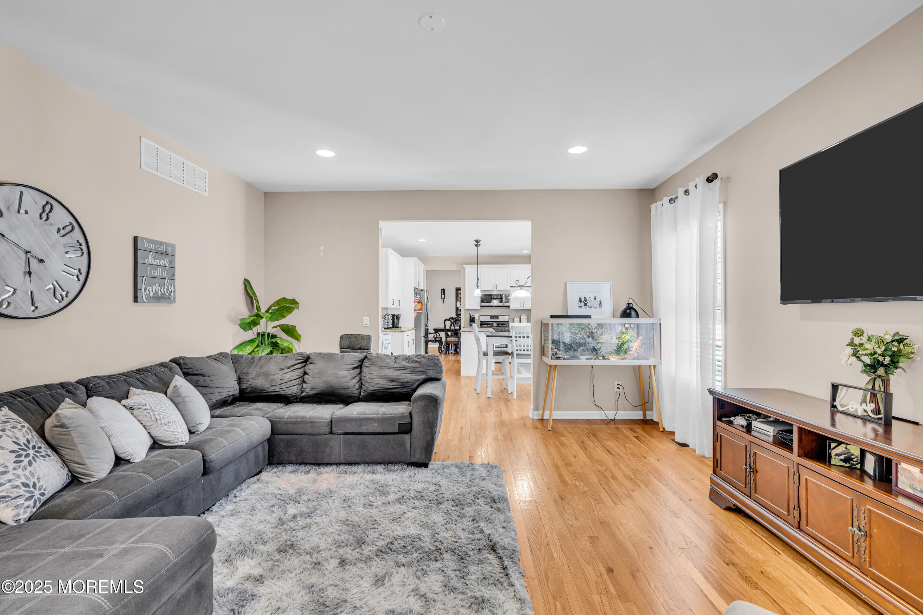 93 Fortune Court, Toms River, New Jersey image 21