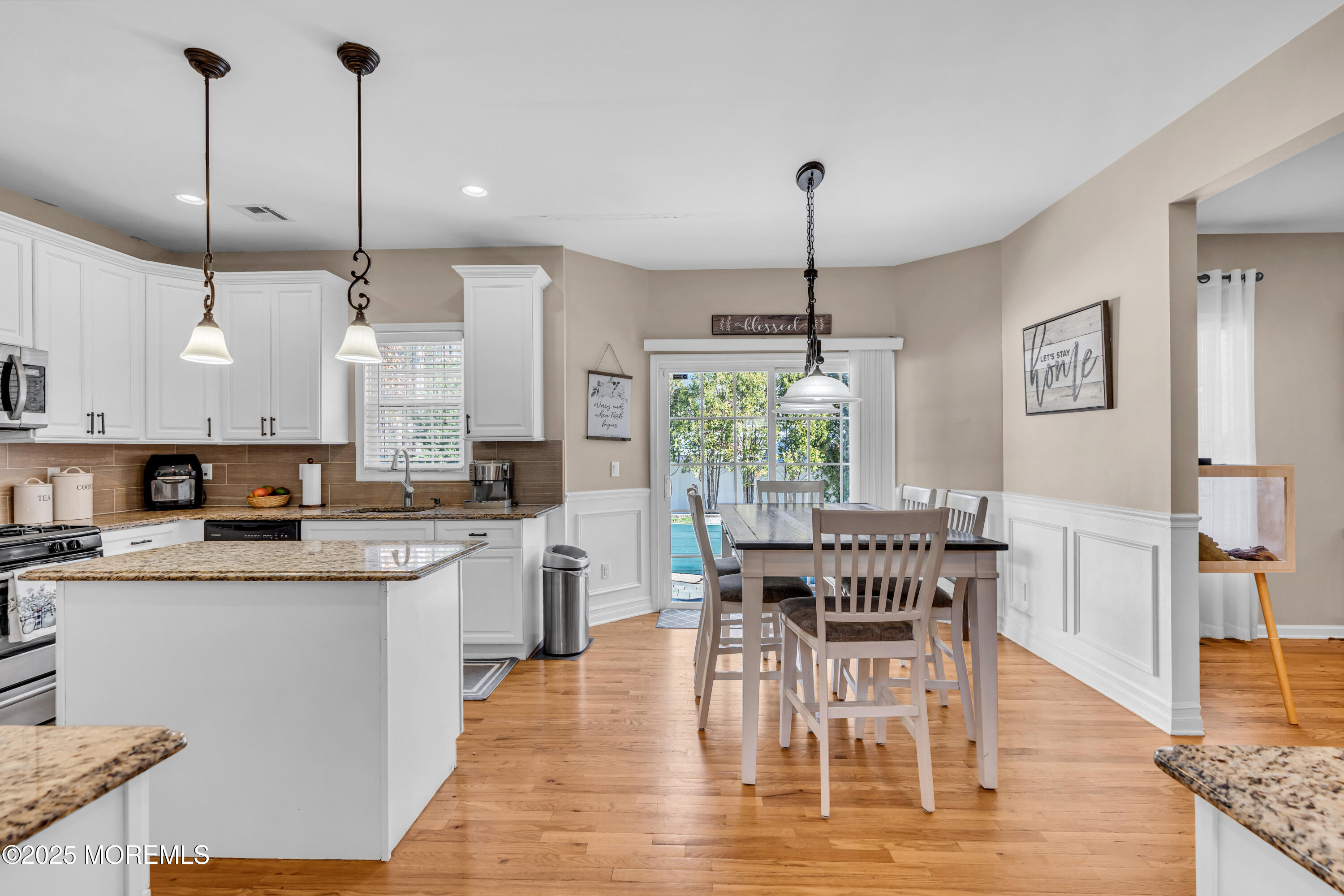 93 Fortune Court, Toms River, New Jersey image 13