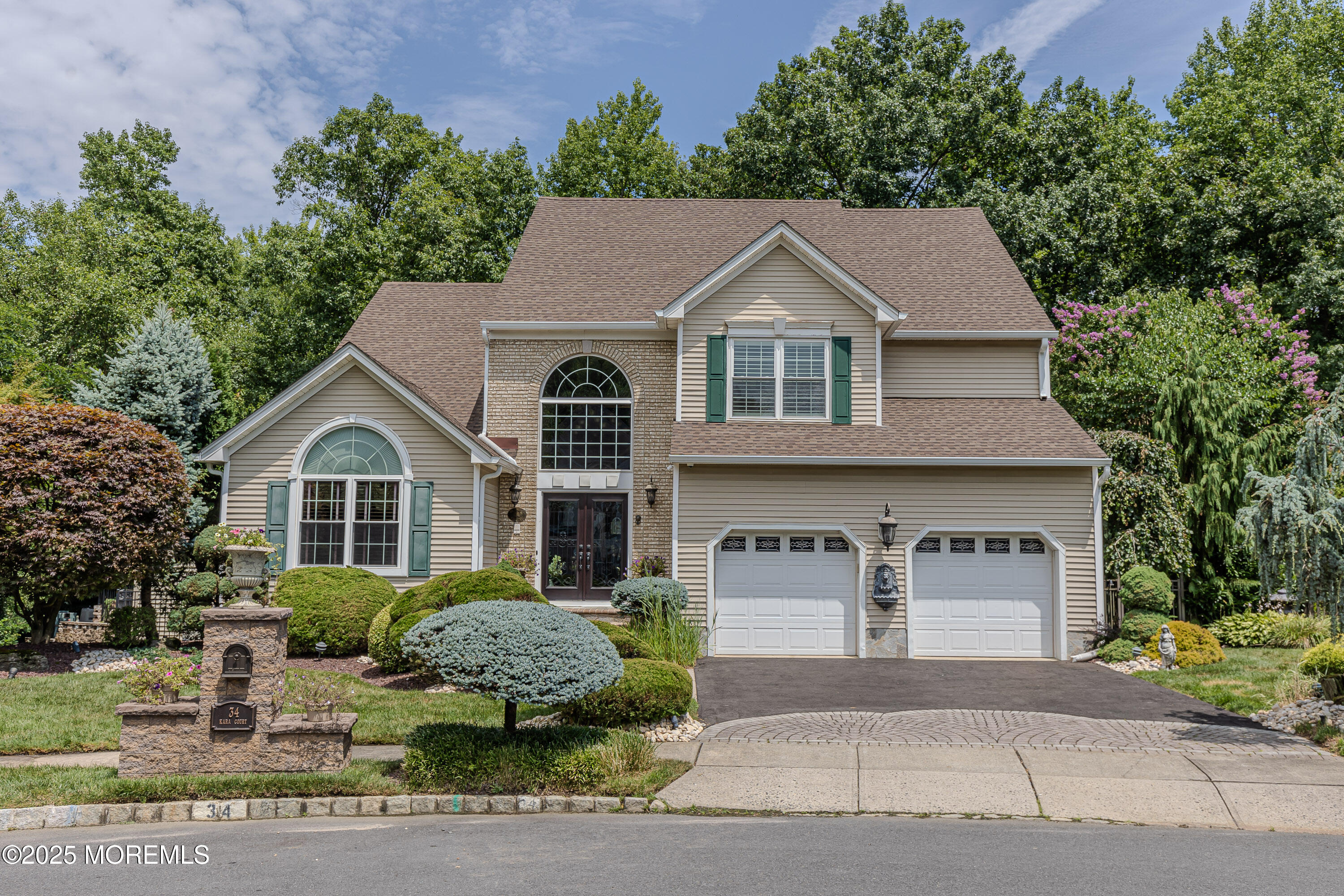 Matawan, New Jersey, 07747, United States, 4 Bedrooms Bedrooms, ,3 BathroomsBathrooms,Residential,Active,2041519