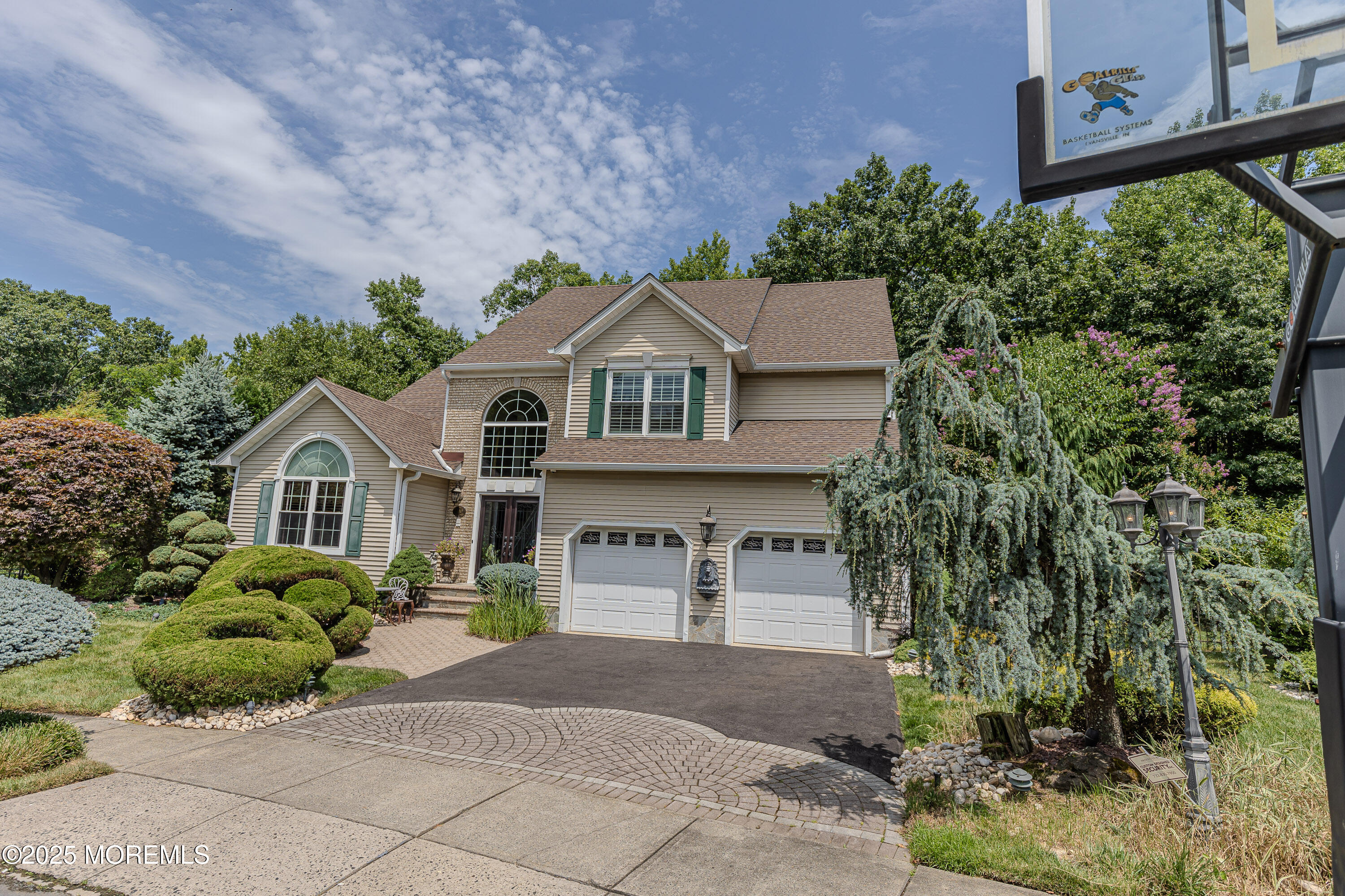 Matawan, New Jersey, 07747, United States, 4 Bedrooms Bedrooms, ,3 BathroomsBathrooms,Residential,Active,2041519
