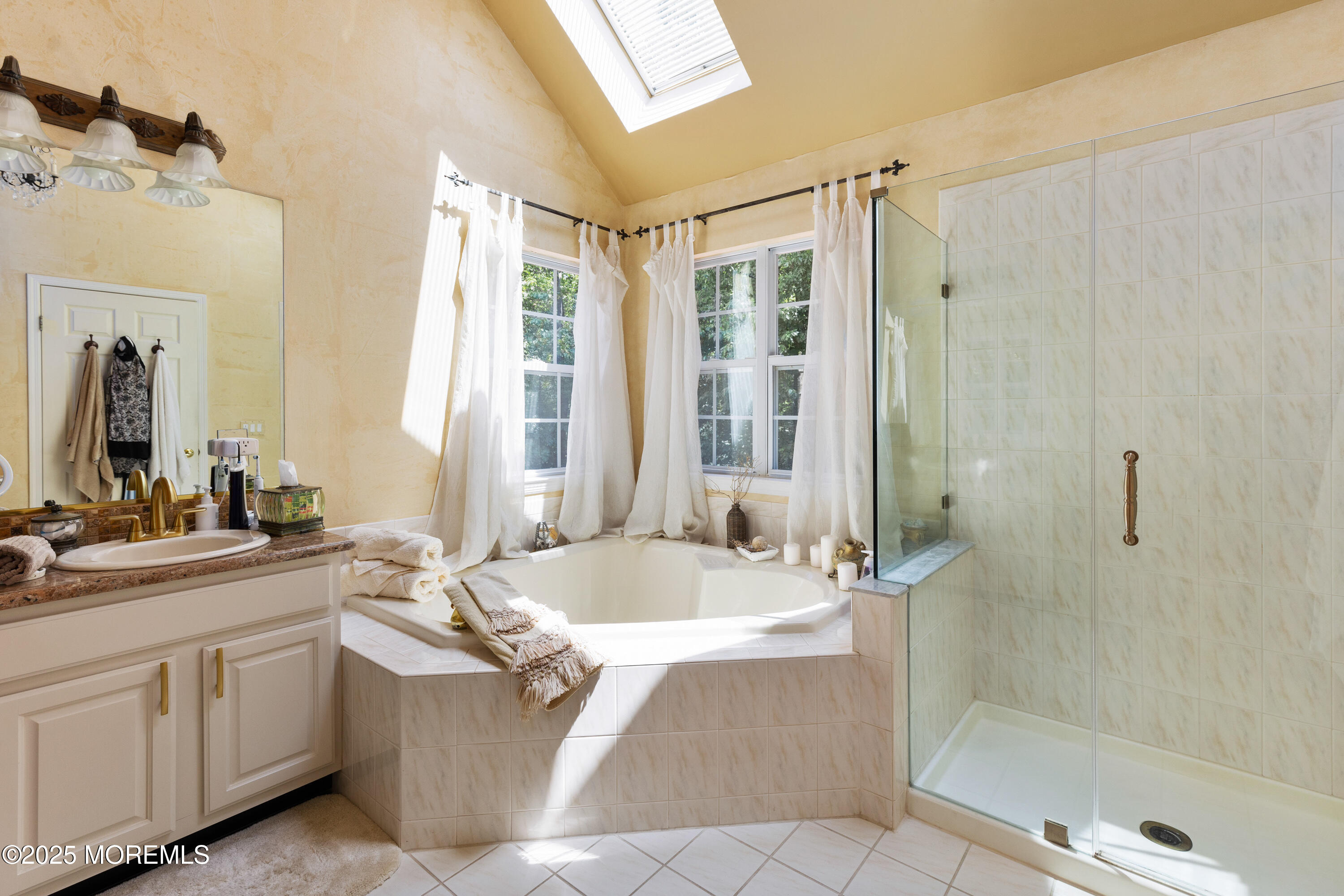 Matawan, New Jersey, 07747, United States, 4 Bedrooms Bedrooms, ,3 BathroomsBathrooms,Residential,Active,2041519