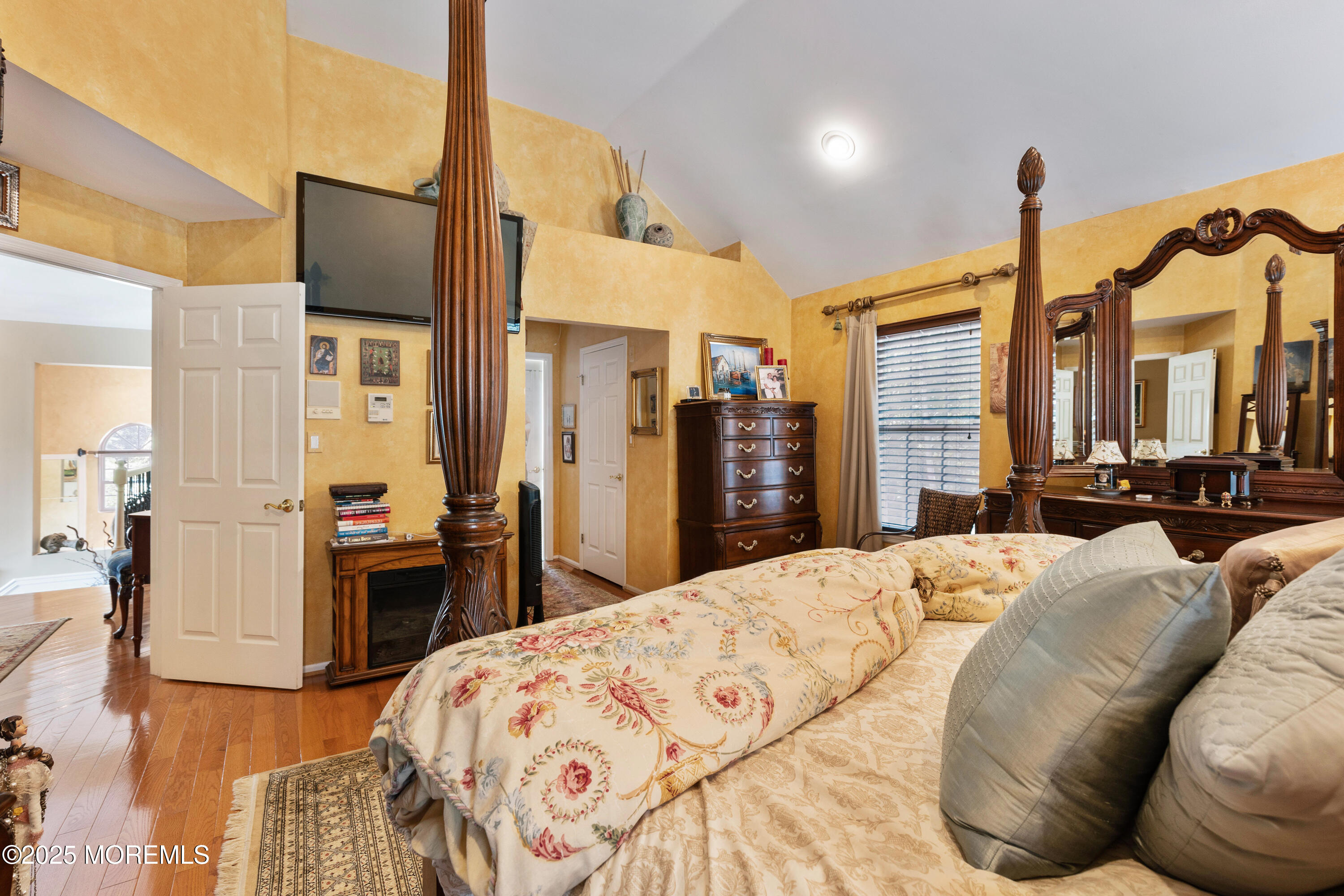 Matawan, New Jersey, 07747, United States, 4 Bedrooms Bedrooms, ,3 BathroomsBathrooms,Residential,Active,2041519