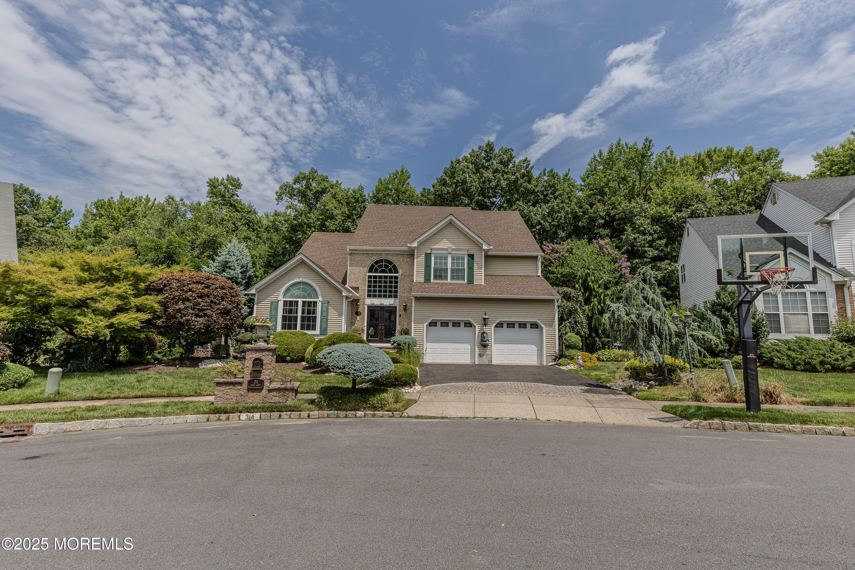 Matawan, New Jersey, 07747, United States, 4 Bedrooms Bedrooms, ,3 BathroomsBathrooms,Residential,Active,2041519