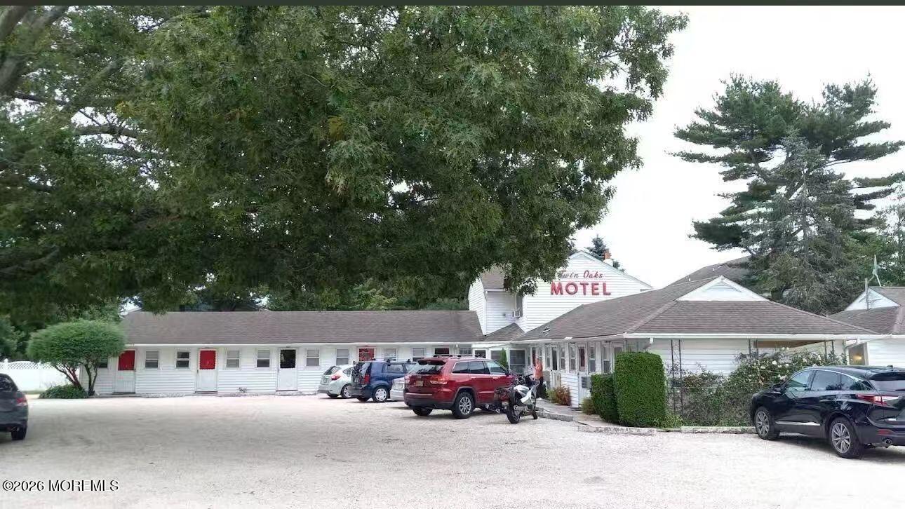 2300 Highway 35