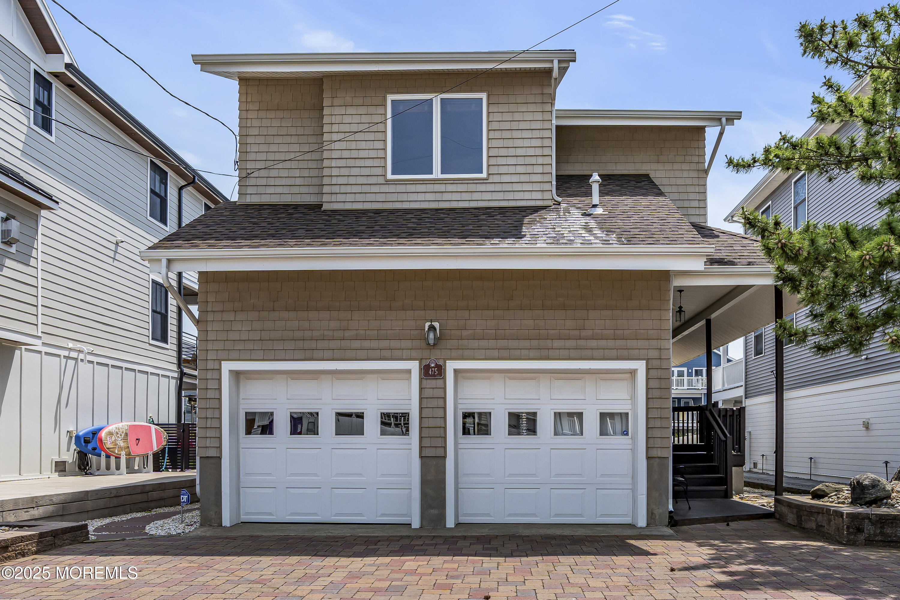 475 Long Avenue