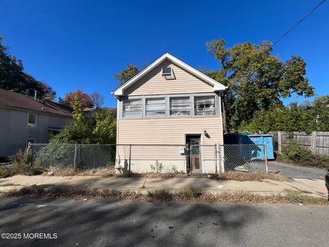Photo of 10 Pergola Avenue, Jamesburg, NJ 08831 (MLS # 22531591)