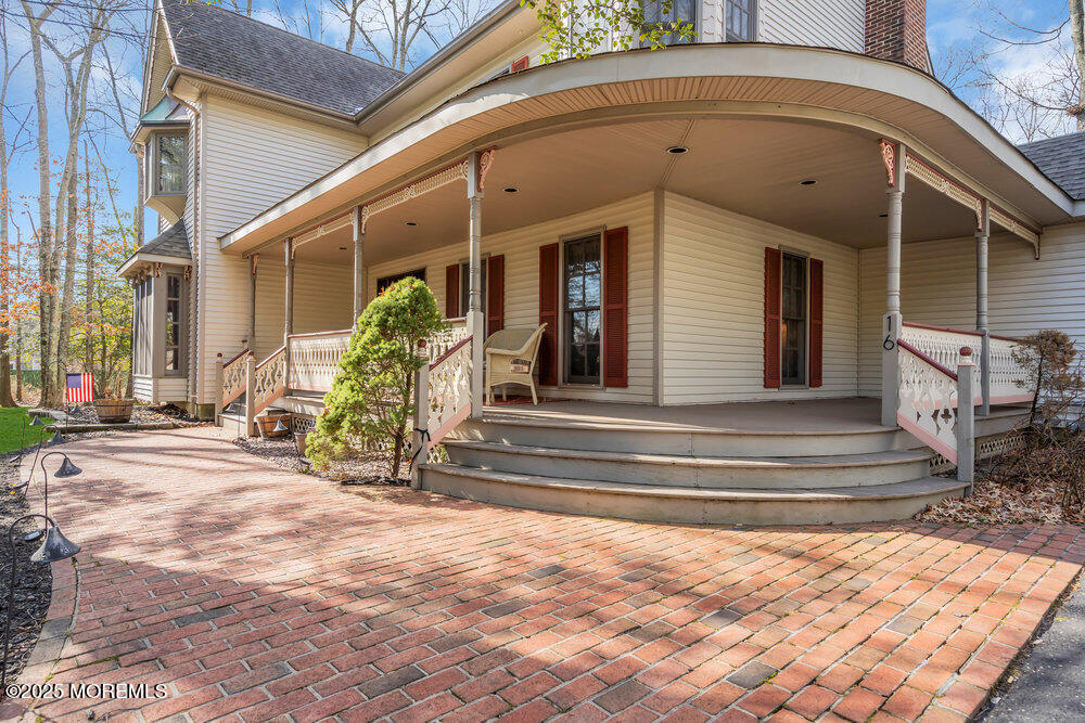 16 Colton Court, Bayville, New Jersey image 9