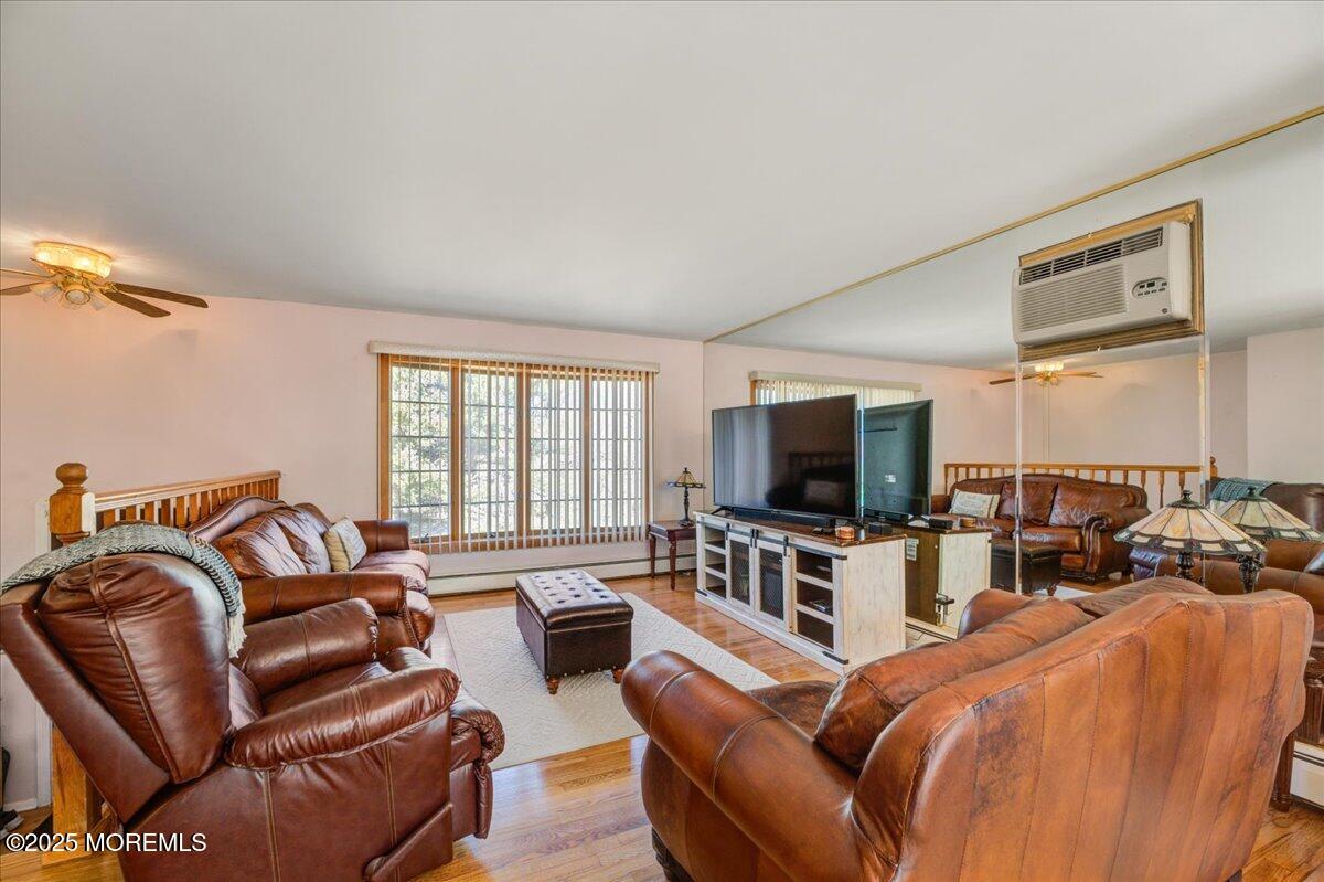 267 Sweetmans Lane, Millstone, New Jersey image 4