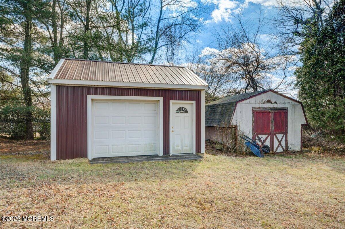 267 Sweetmans Lane, Millstone, New Jersey image 28